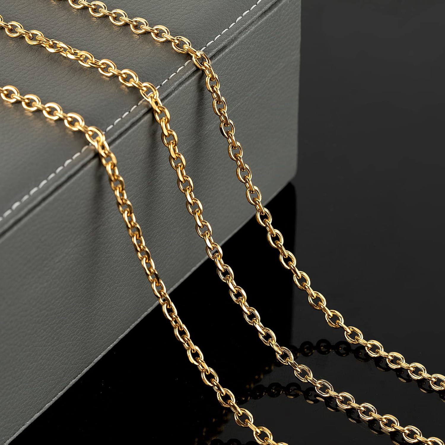 YOUBEIYEE 16.4 Feet Gold Plated Jewelry Making Chain 304 Stainless Steel Cable Necklace Link Chain with Open Jump Rings and Lobster Clasps Jewelry Supplies Findings