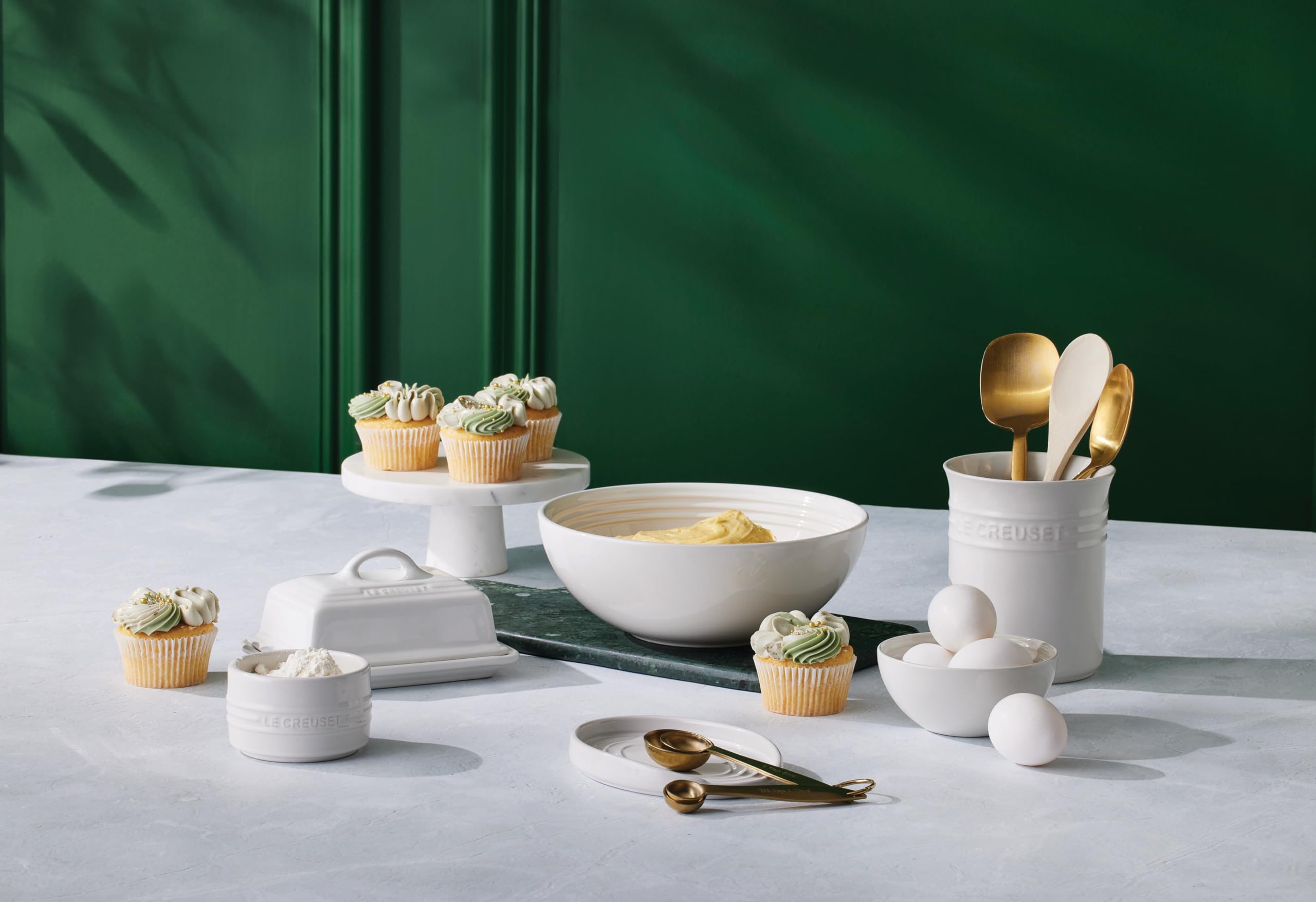 Amazon | LE CREUSET ストーンウェア バタディッシュ 17x12.5cm