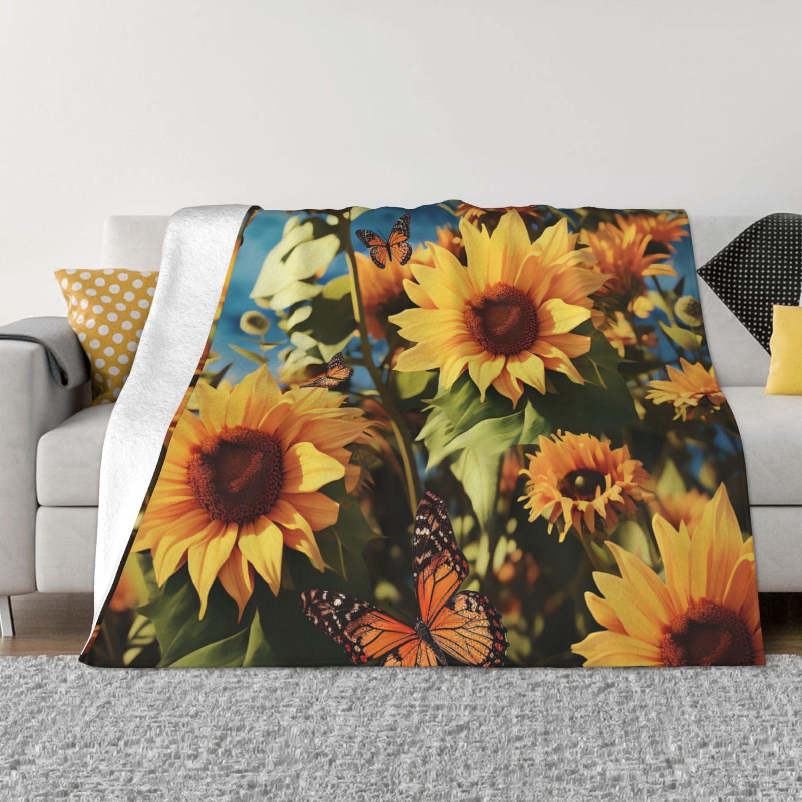 Couverture polaire microfibre jaune OUSIKA 150x130 pour lit canapé
