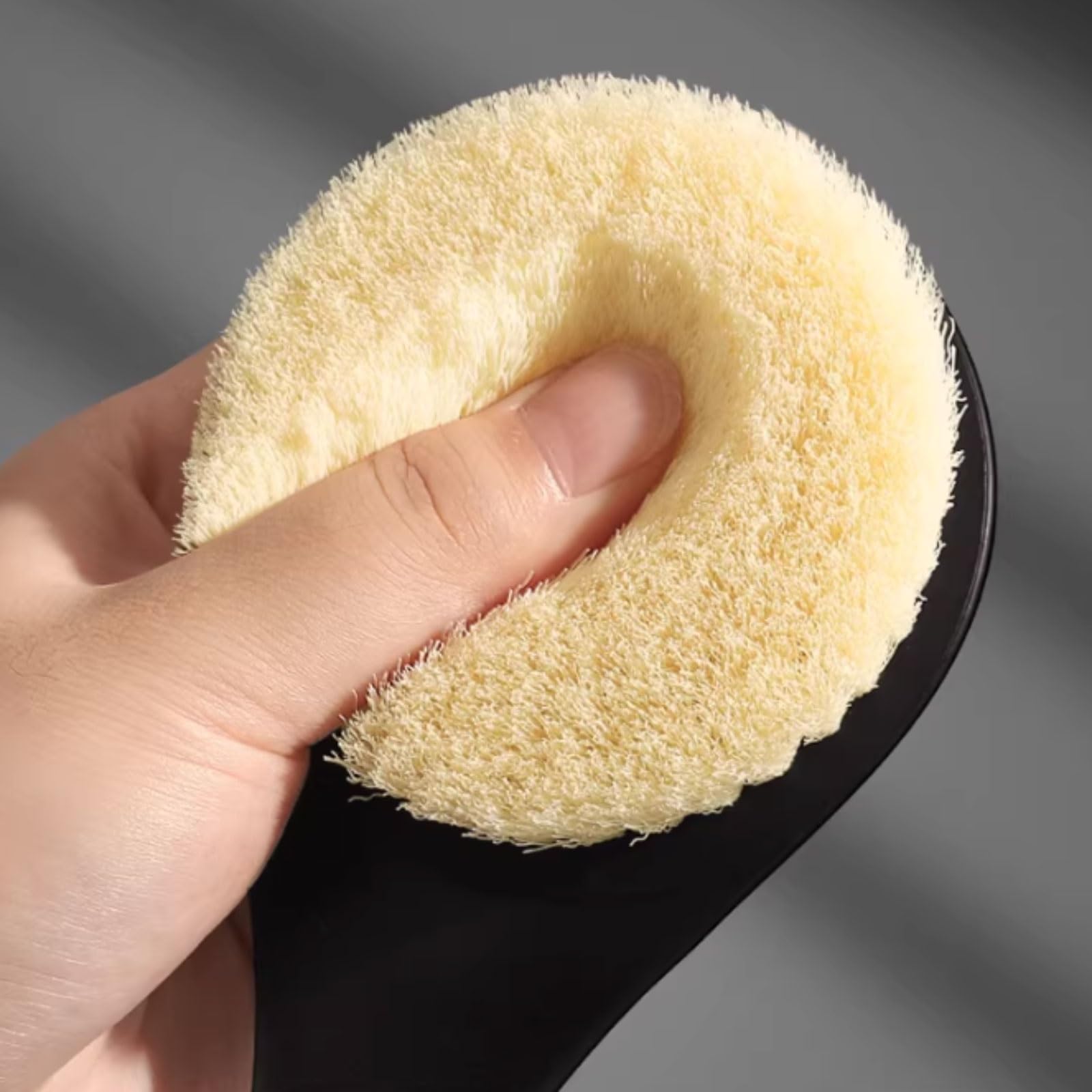 Cepillo de ducha de mango largo de nailon con mango largo curvado for el cuerpo, cepillo de baño for limpieza profunda de espalda for hombres(Black+White)