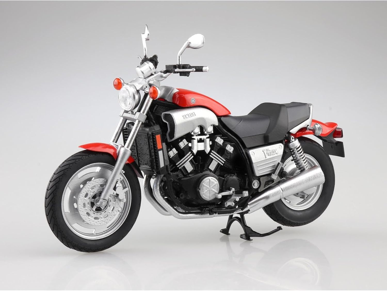 Yamaha Vmax Fire Red 1:12 Scale Diecast Bike