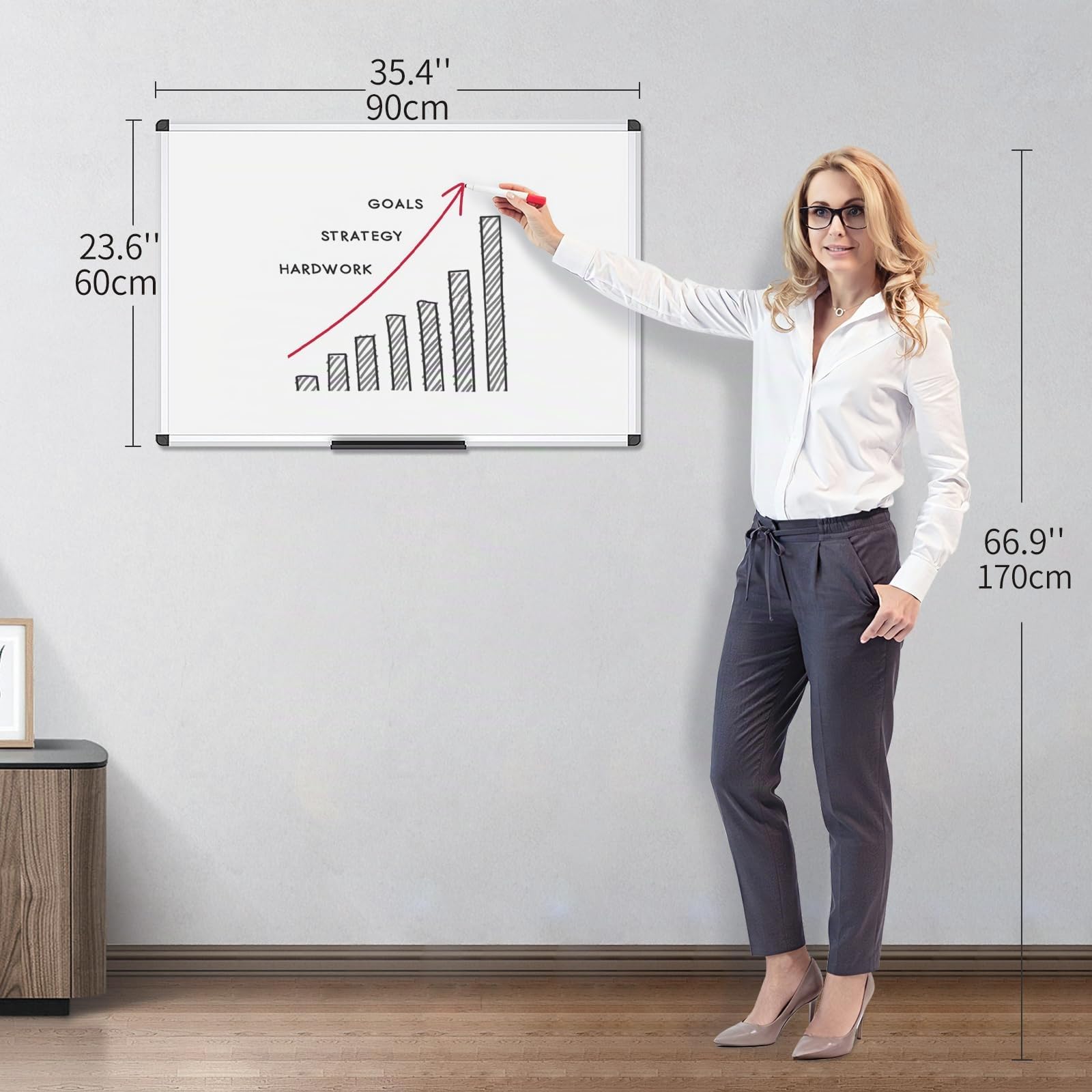 VIZ-PRO tableau blanc magnétique avec cadre en aluminium et porte-marqueurs, effaçable à sec, 90 x 60 cm, idéal pour bureau, école et maison