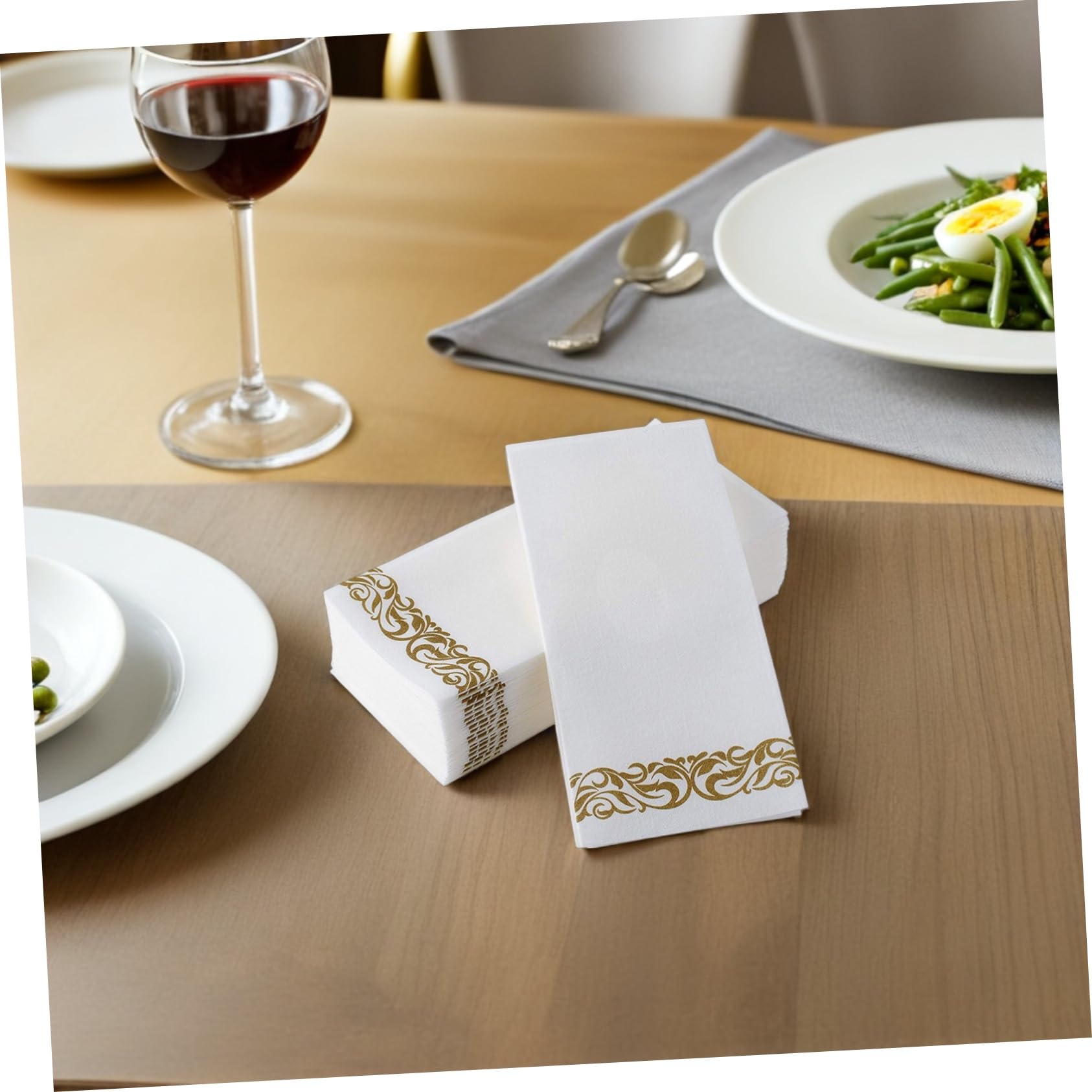 Anneome 75 Stück Fach Gefaltete Bedruckte Papier Servietten Staubfrei Europäischer Stil Vielseitig für Hochzeiten Formelle Dinner und Bbqs Goldene Muster