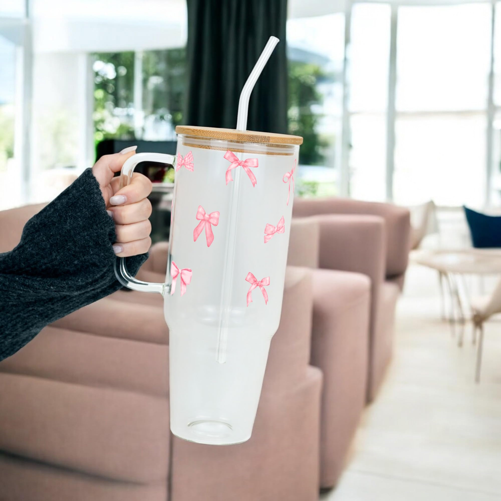 Amazon.com: Coquette Pink Bow 40oz Glass Tumbler with Lid and Straw,  Aesthetic Iced Coffee Cup, Gift for Teen Girls, Balletcore Drinkware : Home  & Kitchen