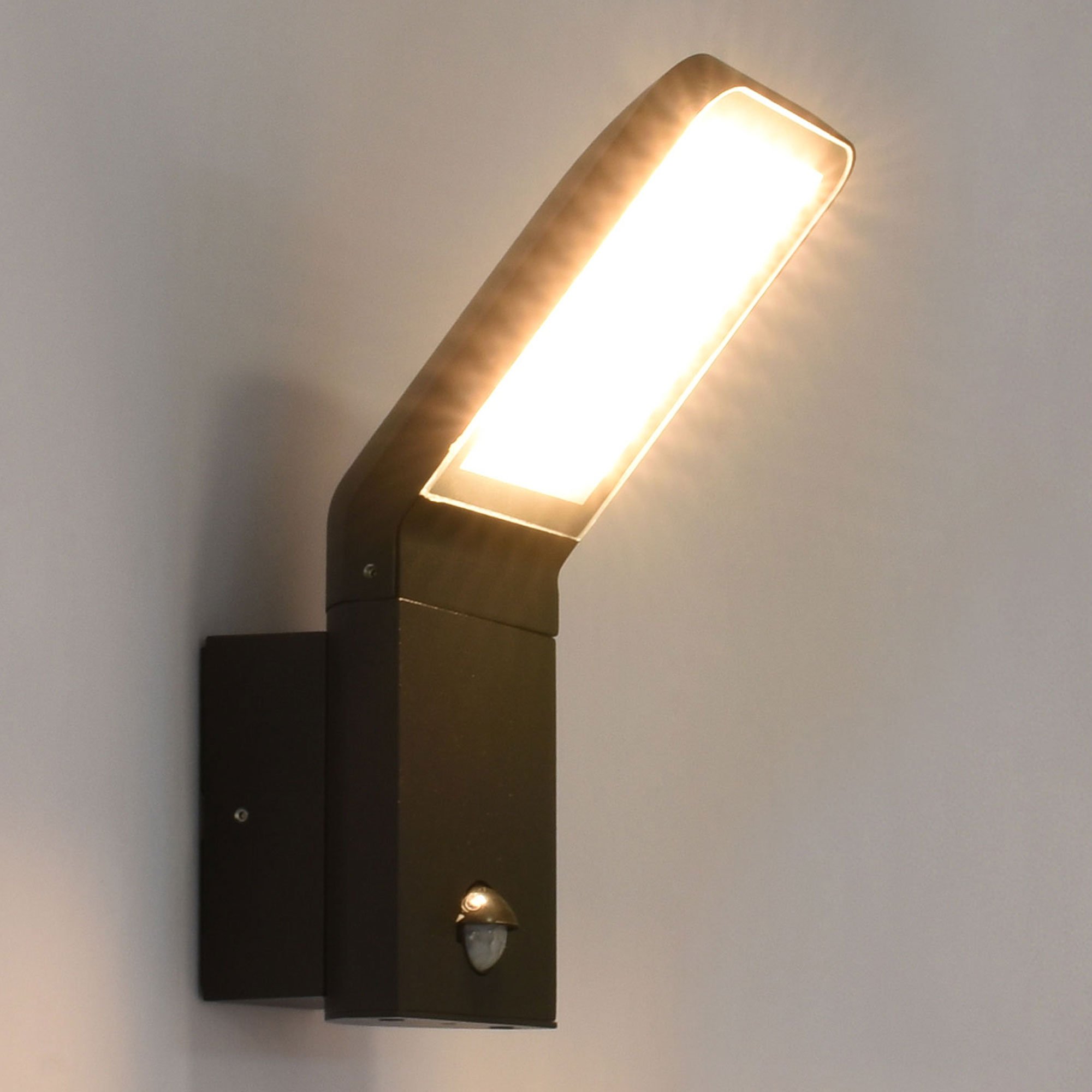 Maxkomfort LED Außenleuchte mit Bewegungsmelder IP54 Außenlampe Wandleuchte Flurleuchte Badleuchte Schwarz 10W 695 Lumen 337A1