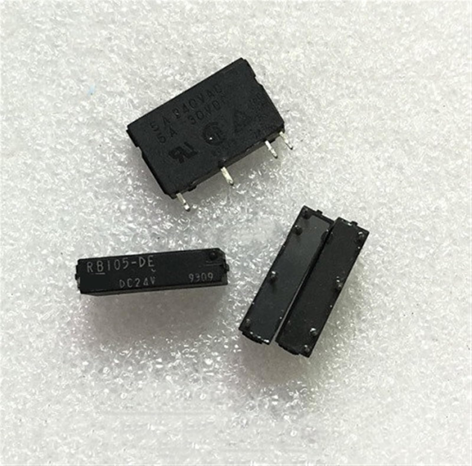 Relais 24VDC RB105-DE RB104-DE 5A douki lot de 5