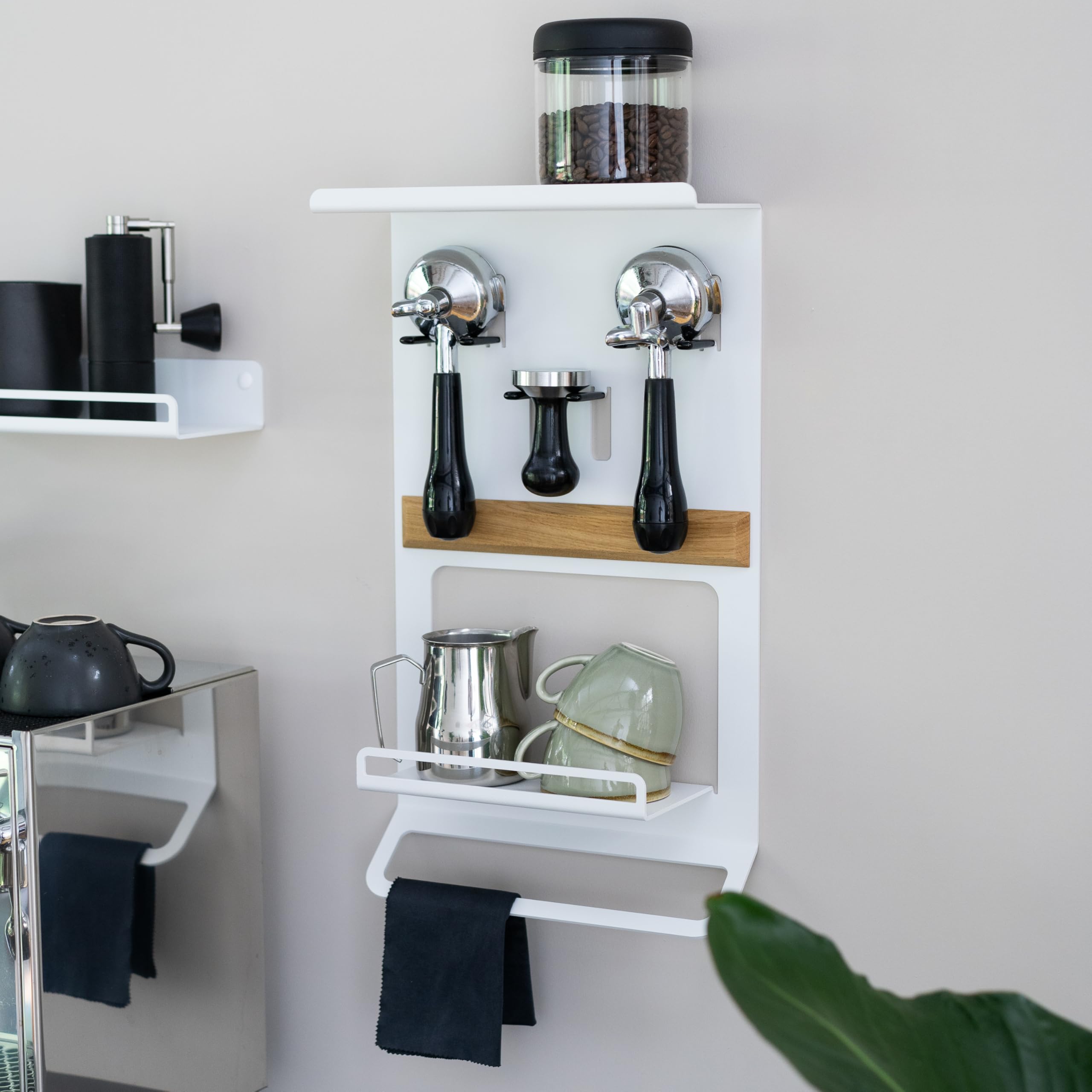 Flate® Barista Regal für Siebträger, Tamper und Barista Zubehör in schwarz (Wandhalterung für Kaffeezubehör)