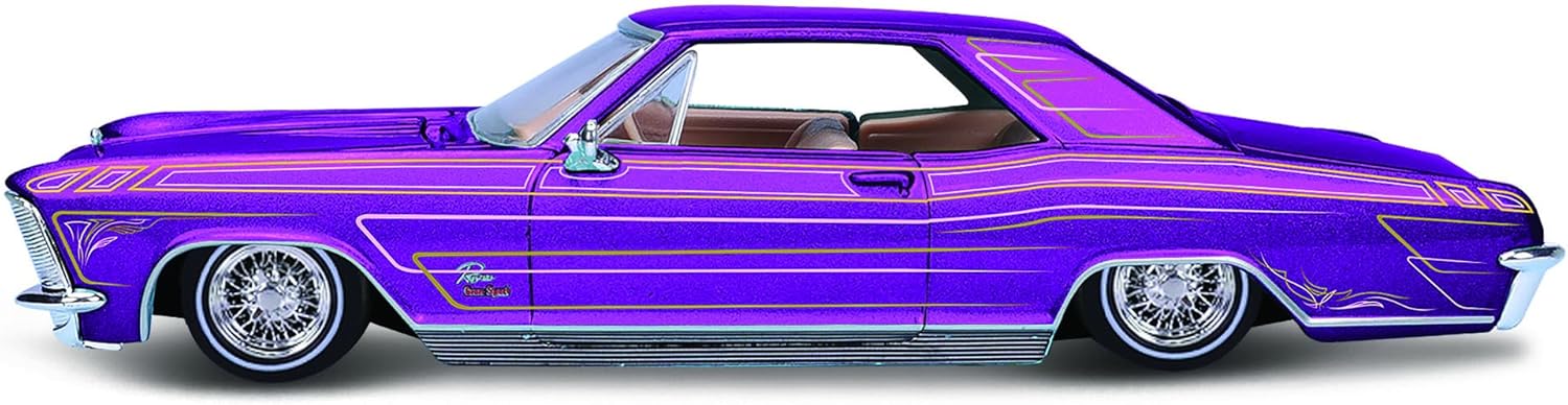 Maisto 1:24 Design Lowriders 1965 Buick Riviera, Purple