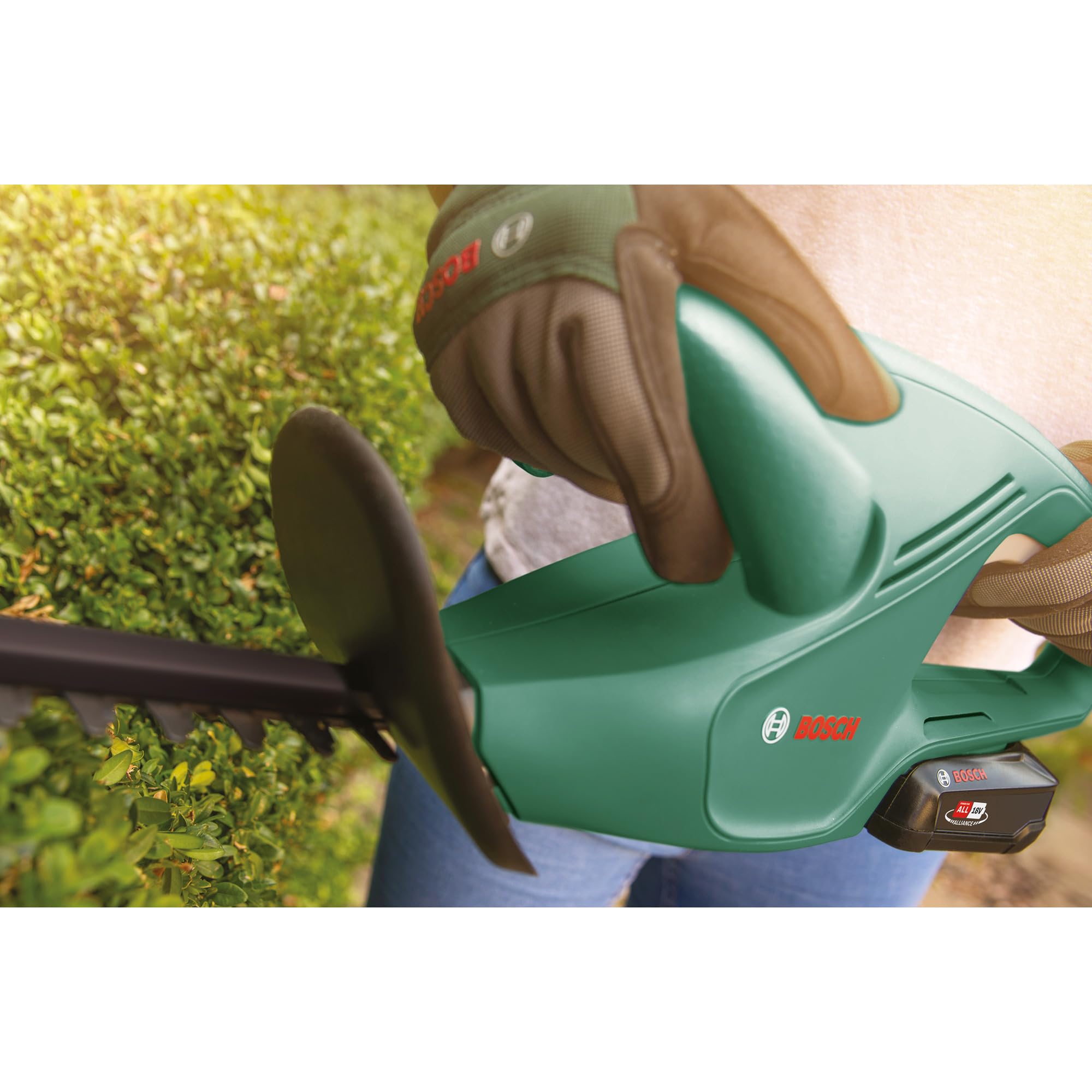 Bosch Tijeras Cortasetos a batería EasyHedgeCut 18-45 sin Bat./carg.