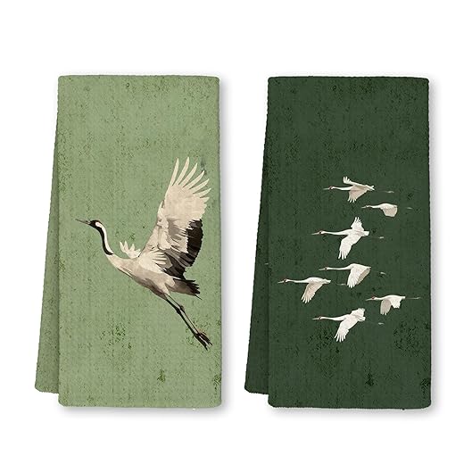 Japanese Crane Bird Kitchen Towels, Vintage Crane Green Hand Dish Towels Decor, Japanese Decor Tea Towel for Kitchen Bathroom Decorative, Bird Lovers Gifts for Women, 16x24 Inch Set of 2