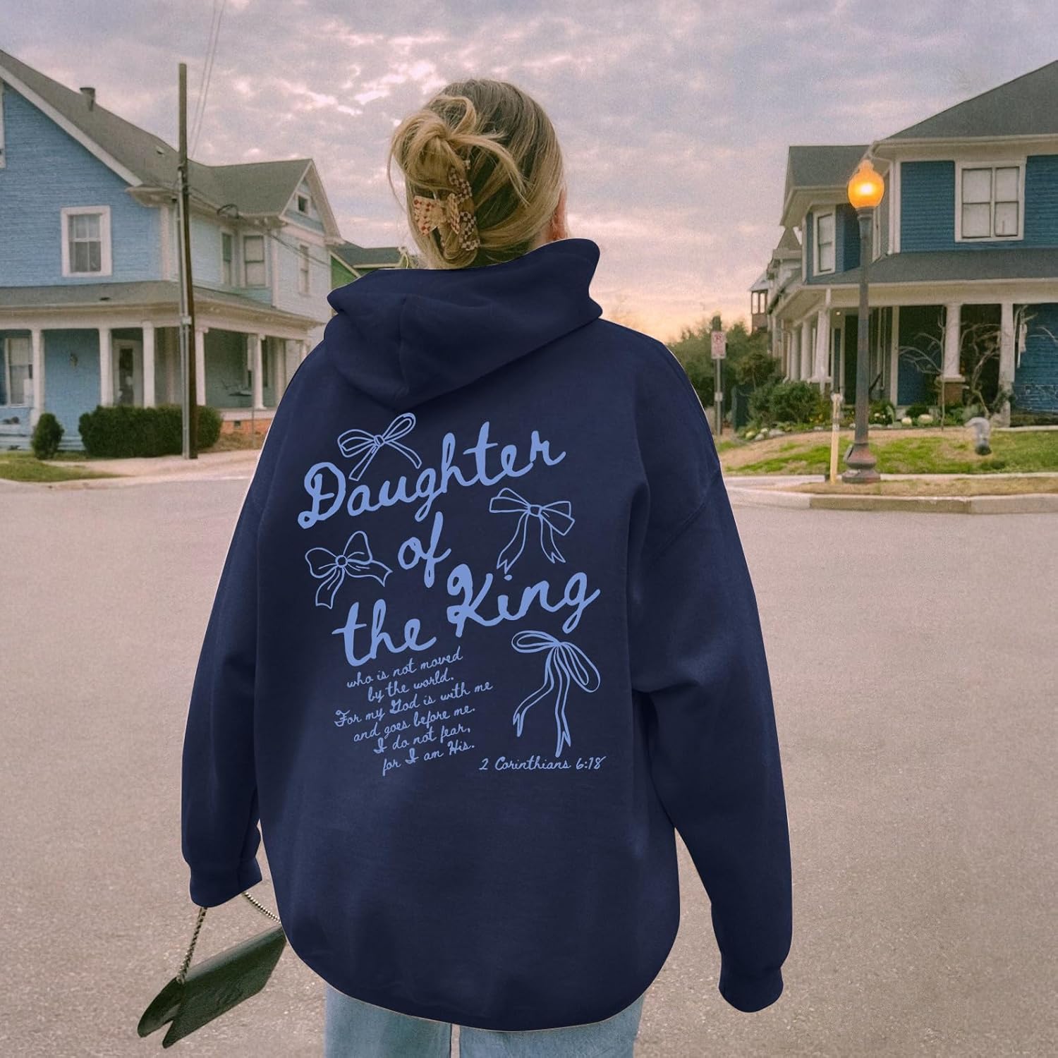 Christian Daughter Of The King Hoodies for Women Bow Aesthetic Hoodie Religious Bible Verse Graphic Sweatshirts - Image 6