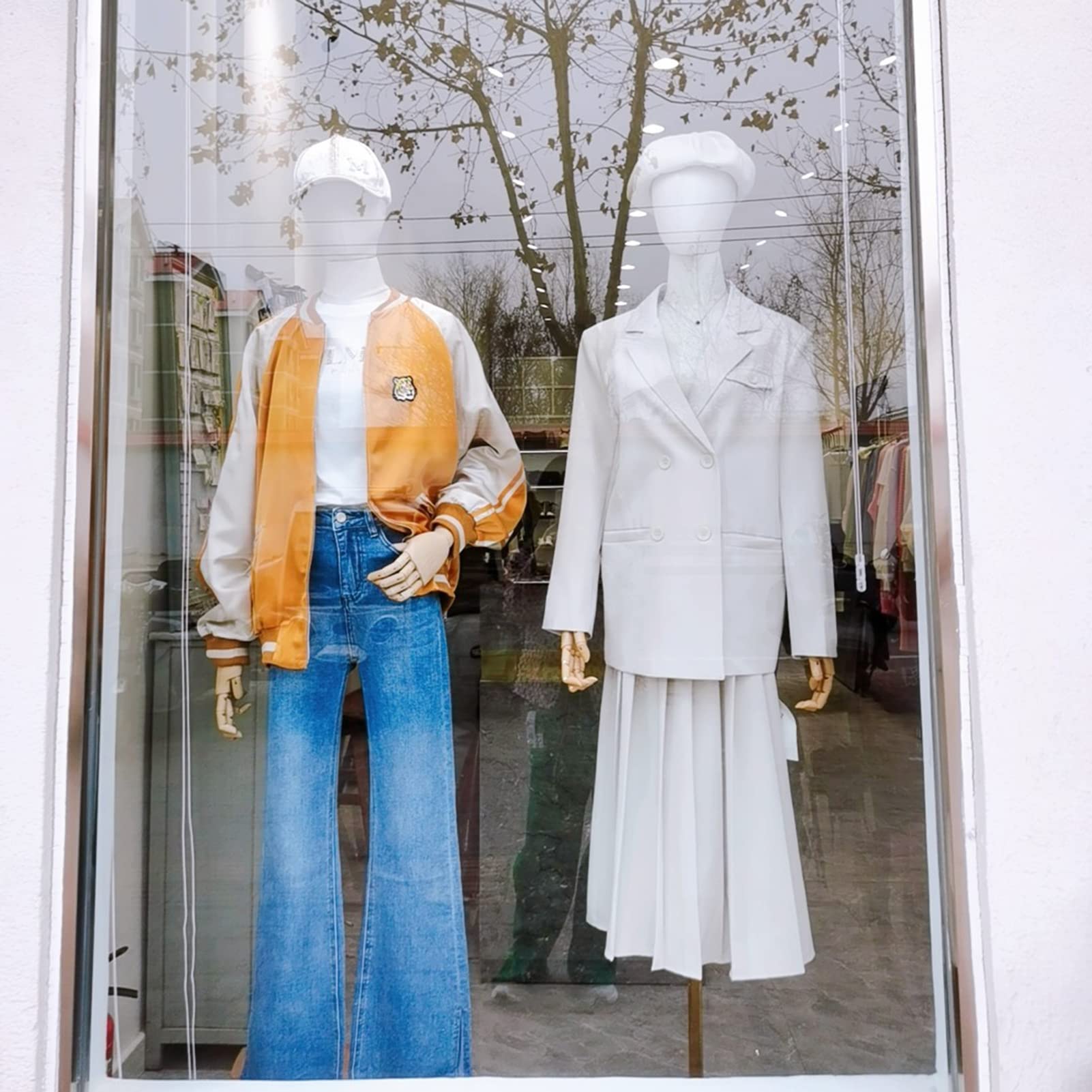 Manichino Sartoriale, Articolato Busto Sartoriale Donna, Snodabile Femminile Manichino Busto per Centri Commerciali, Negozi di Abbigliamento, Vetrine ( Colore : C )