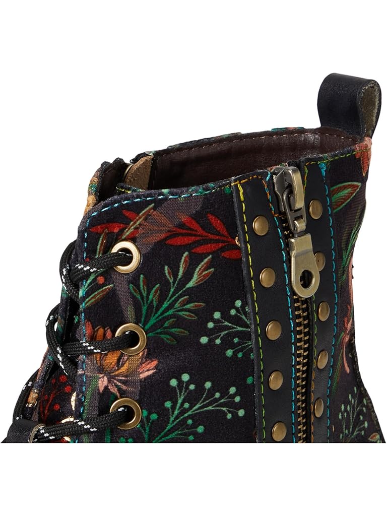 Black L'Artiste by Spring Step Cordea