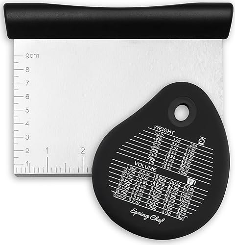 Spring Chef Raspador de banco de masa para hornear con marcas, herramienta de corte de masa de cocina de acero inoxidable con raspador de pastelería