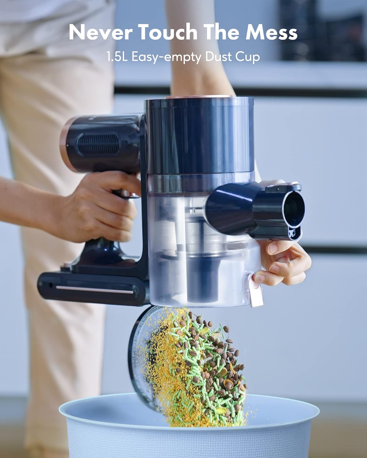 Diagram illustrating the multi-stage filtration system of the Homeika H016PJ vacuum, designed for 99.99% mite removal and effective trapping of allergens and dirt.
