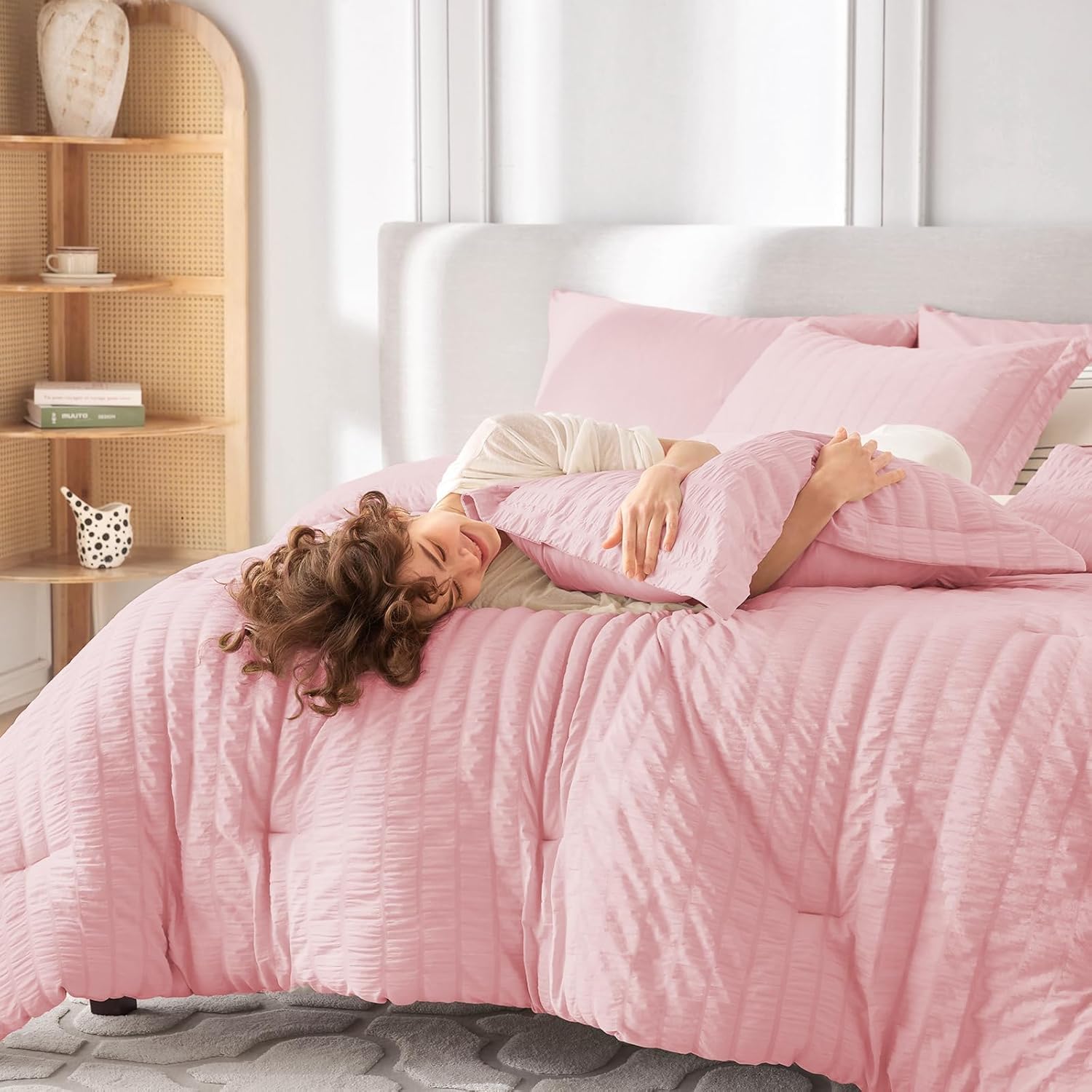 MUXHOMO 7 Pieces Queen Comforter Set, Seersucker Bed in a Bag Queen Size, All Season Luxury Bedding Set with Comforter, Flat Sheet, Fitted Sheet, Pillowcases & Shams, Pink - Image 7