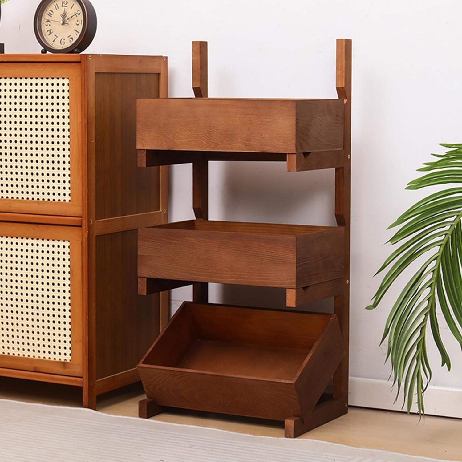 Estantes de almacenamiento de madera y 3 cestas de diseño robusto