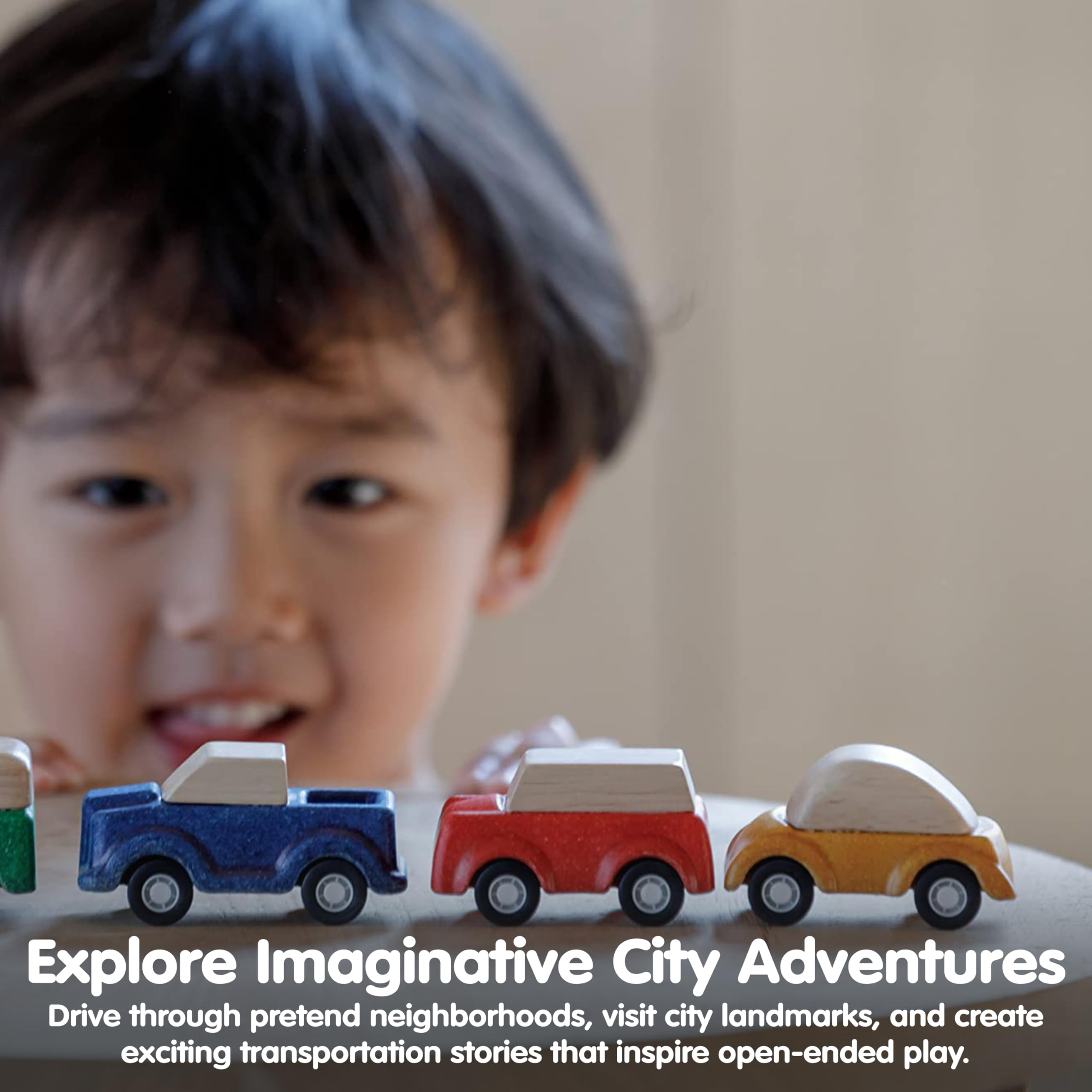 PlanToys, Auto in legno rosso, giocattolo ecologico, per bambini tra 2 e 6 anni