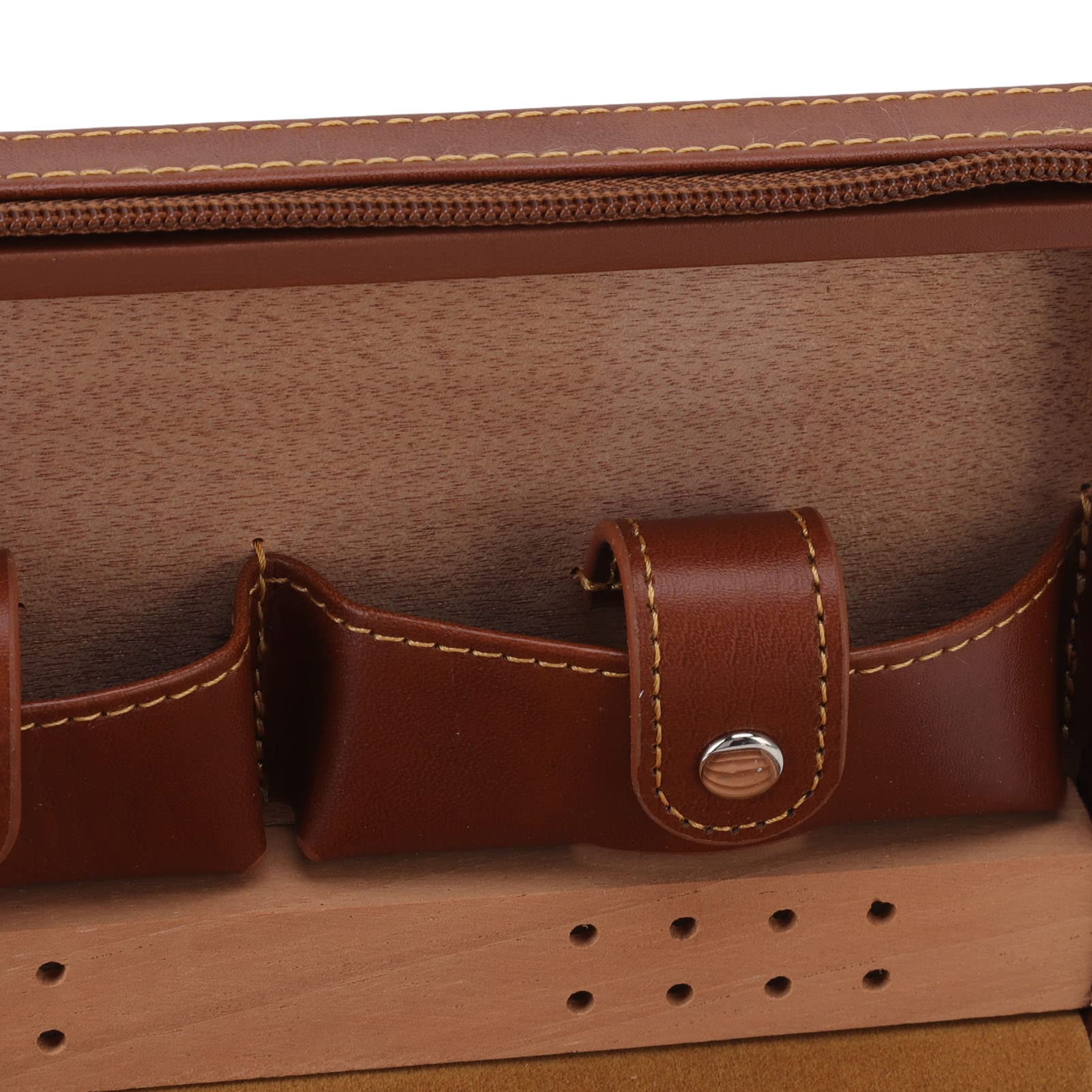Portasigari in Pelle con Rivestimento in Cedro – Humidor Portatile per 4 Sigari, Include Borsa da Viaggio e Ugello di Ricarica – Ideale per Club, Viaggi e Incontri Eleganti