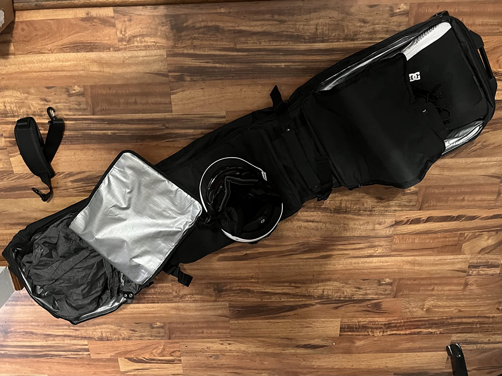 25/mo Finance DASHINGNOAH Rolling Double Ski Bag,Snowboard Bag with