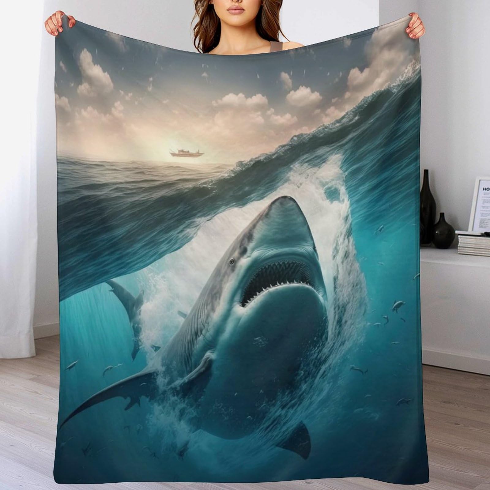 Plaid requin douillet pour vos soirées cinéma sur le canapé-lit