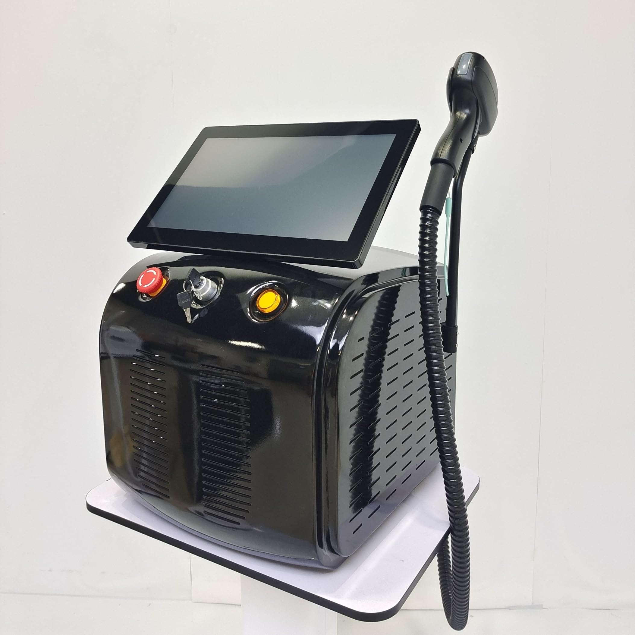 Epilatore veloce dei capelli del titanio 755 808 1064nm della macchina di depilazione del laser a diodi