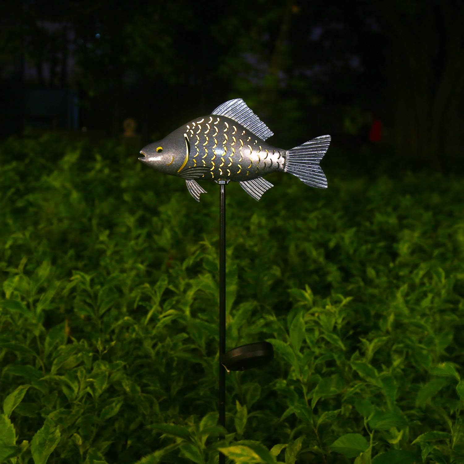 KAIXOXIN Solar Garden Lights Metal Fish Decorative Stake for Outdoor Patio Yard Decorations,Warm White LED Solar Path Lights (Silver-1)