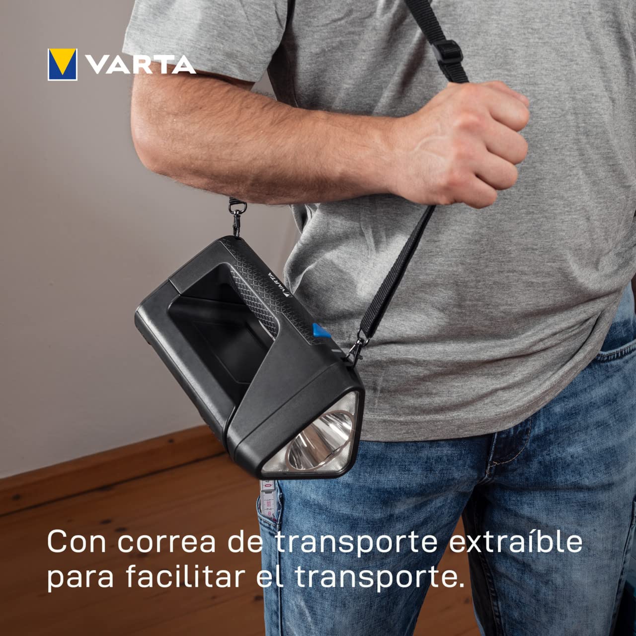 Varta 18684101401 Lámpara de Mano Flexible, 3600 W, Negro, Talla Única | Lámpara de trabajo con 3 modos de luz, 550 lúmenes, IPX4, micro USB, foco para iluminación específica