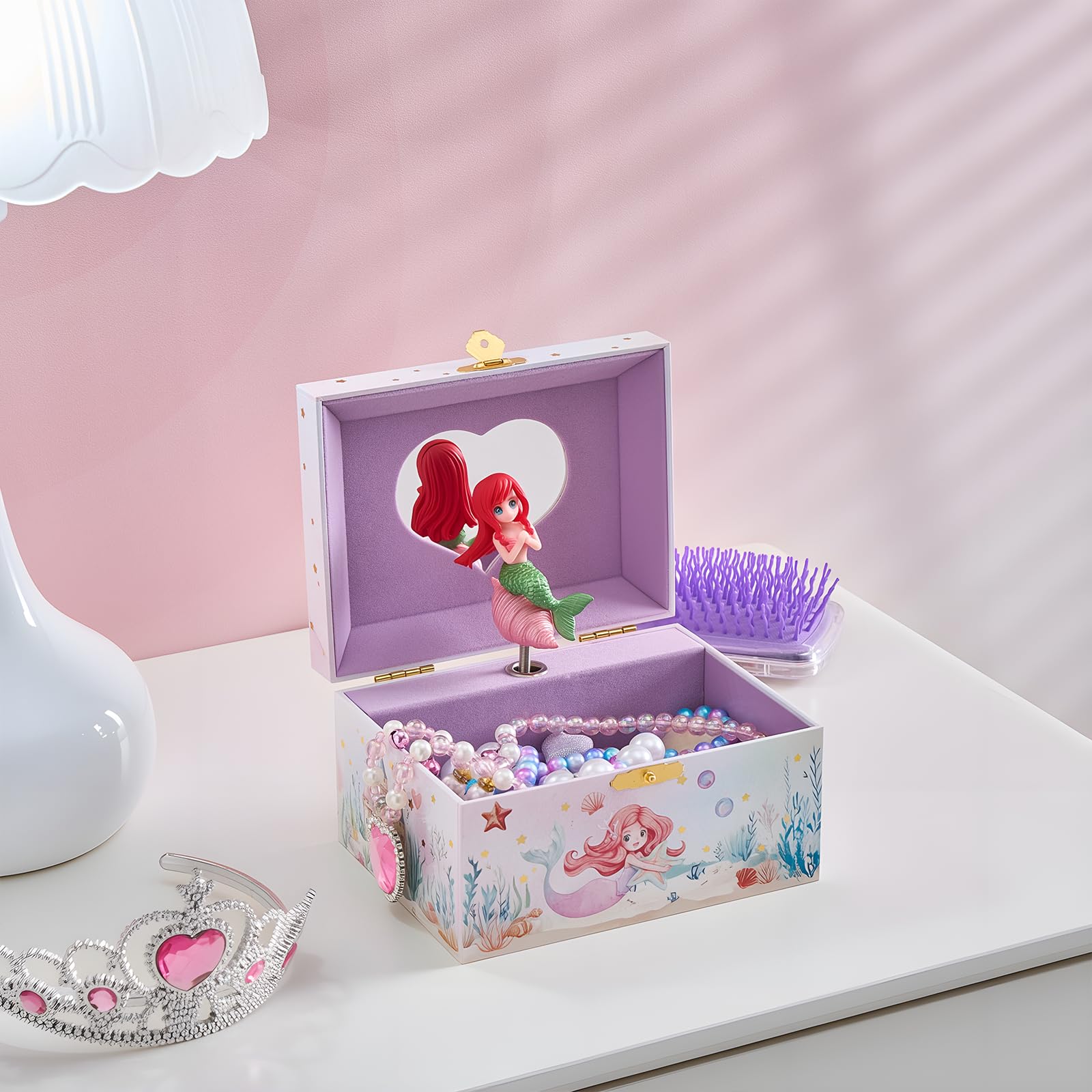 Amazon｜ProCase 女の子用 ジュエリーボックス 回転 人形付き