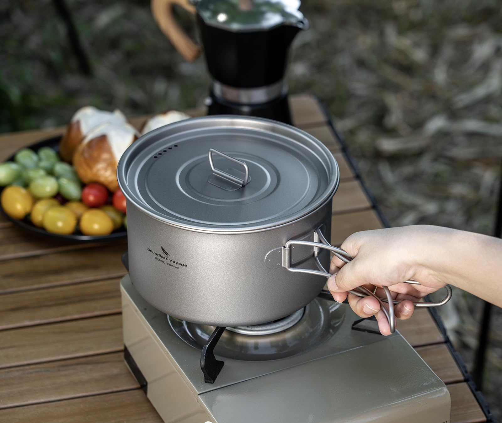 iBasingo Camping Titan Kochtopf mit Deckel Klappgriff Ultraleicht Outdoor Kochgeschirr Metall Saucentopf Feuertopf Tragbar Reise Topf Koch Set Backpacking Ausrüstung für 1-3 Personen