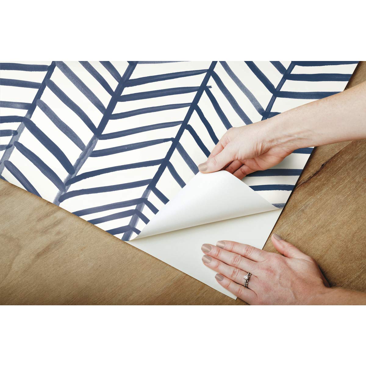 RoomMates RMK11646WP Cat Coquillette Herringbone Navy and White Peel and Stick Wallpaper, 52.1 x 502.9 cm - Image 4