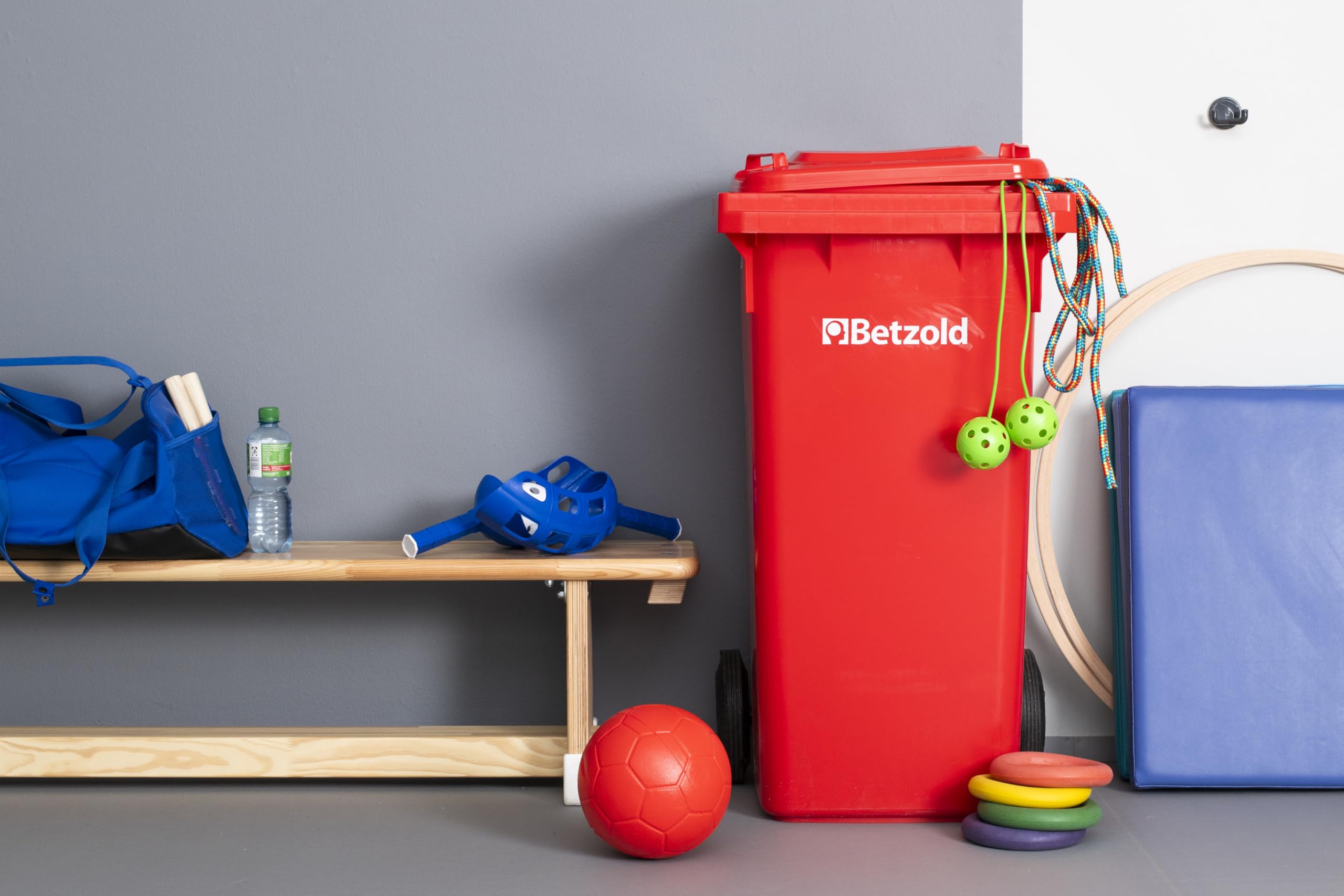 Betzold Aktivitäts- und Pausentonne - 44-teiliges Set für Mind. 80 Lernende Indoor Outdoor