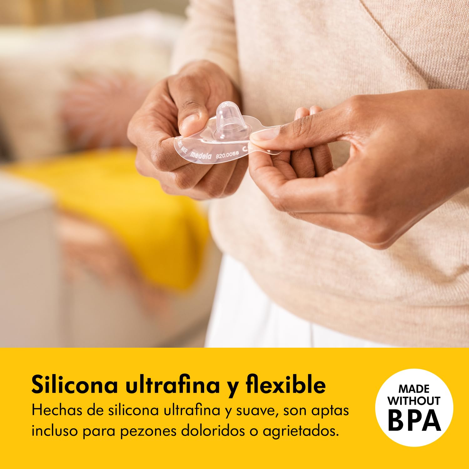 Medela Pezoneras para Lactancia Contact, Protectores Delgados de Silicona y sin BPA, 1 Paquete con Dos Protectores (20 mm) y Estuche — view 9