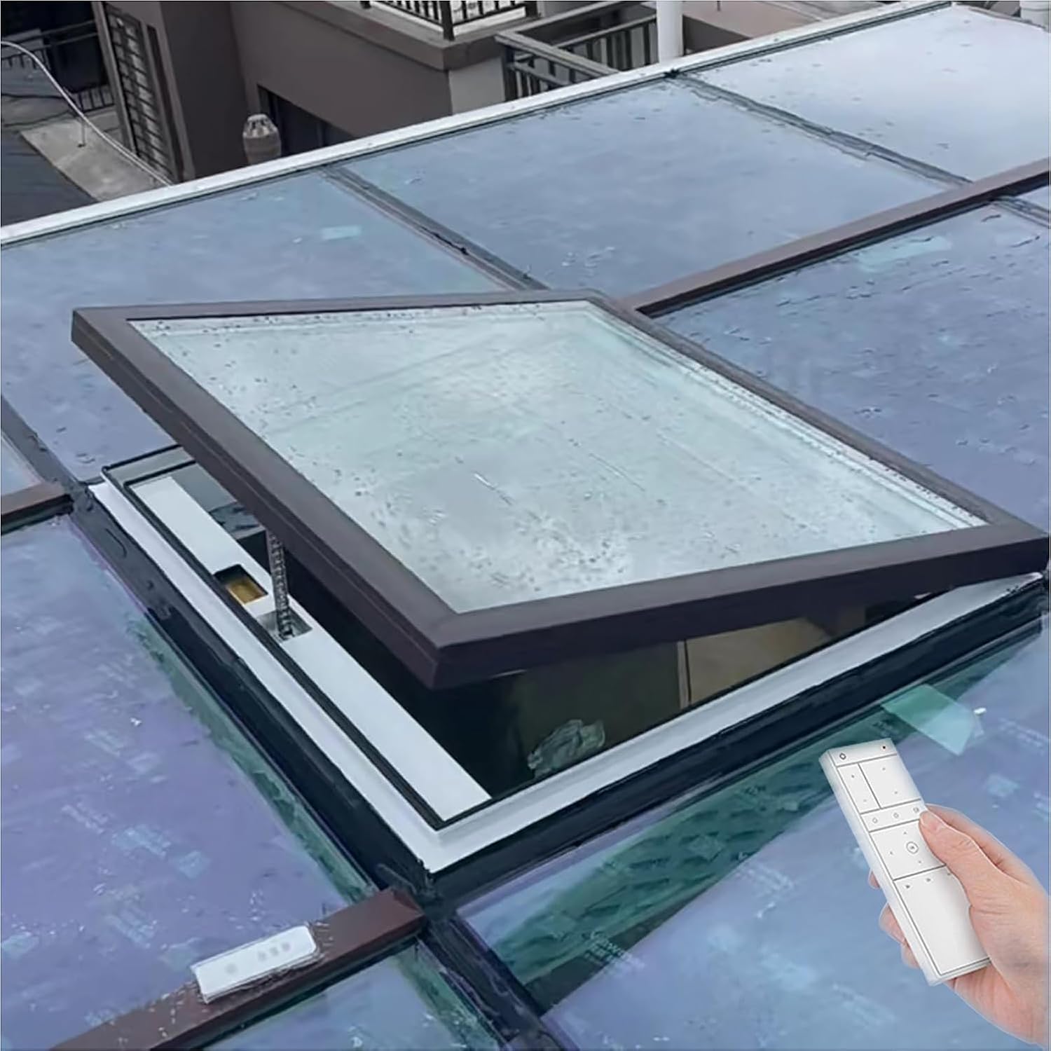 Remote Control Electric Roof Window, Soundproof Skylight Vent for Casement & Roof Vents, A01, 78x98cm/31x39in - Easy Installation & Modern Design
