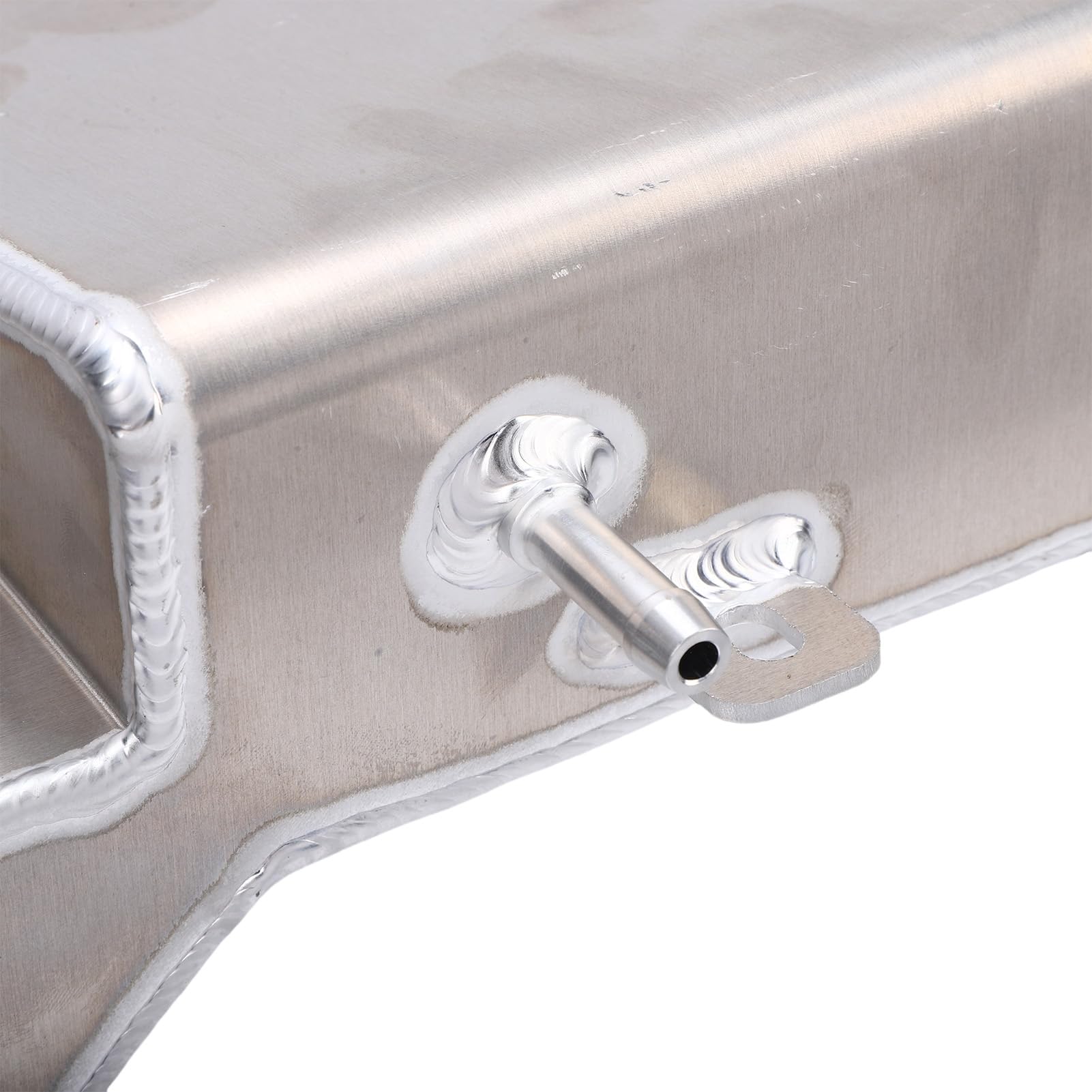 Aluminiowy Zbiornik Przelewowy Płynu Chłodzącego Zbiornik Wyrównawczy Chłodnicy o Wysokiej Wytrzymałości do GT V8 Silver