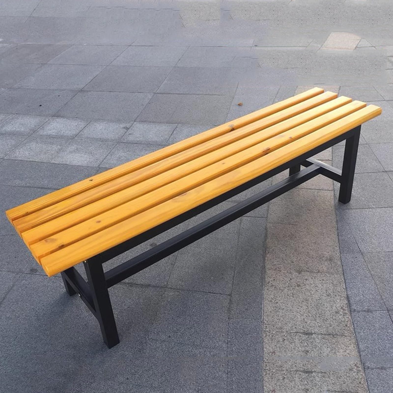 Banco de jardín duradero y elegante con acabado premium para exteriores exclusivos