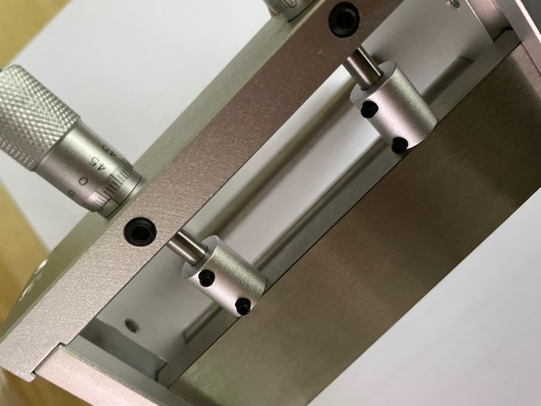 Aplicador de recubrimiento de película de succión magnética ajustable con control micrométrico (0-3500μm)(Stainless Steel 100mm)