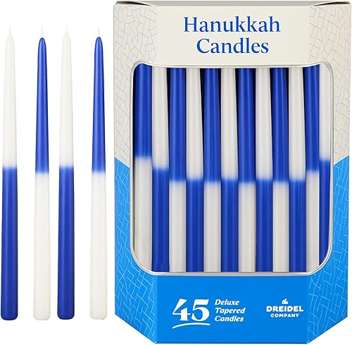 Miniatura 6 de The Dreidel Company Menorá cónica de lujo de Hanukkah mitad y mitad azul marino y blanco, 45 velas para las 8 noches de Janucá 1 hora de tiempo