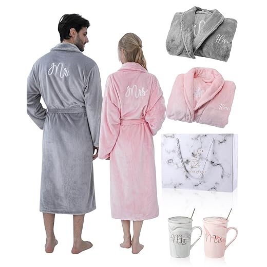 Jecery His and Hers Robes Set for Couples Flannel Matching Robes Mr and Mrs Bathrobes with Mugs for Wedding Engagement Gift