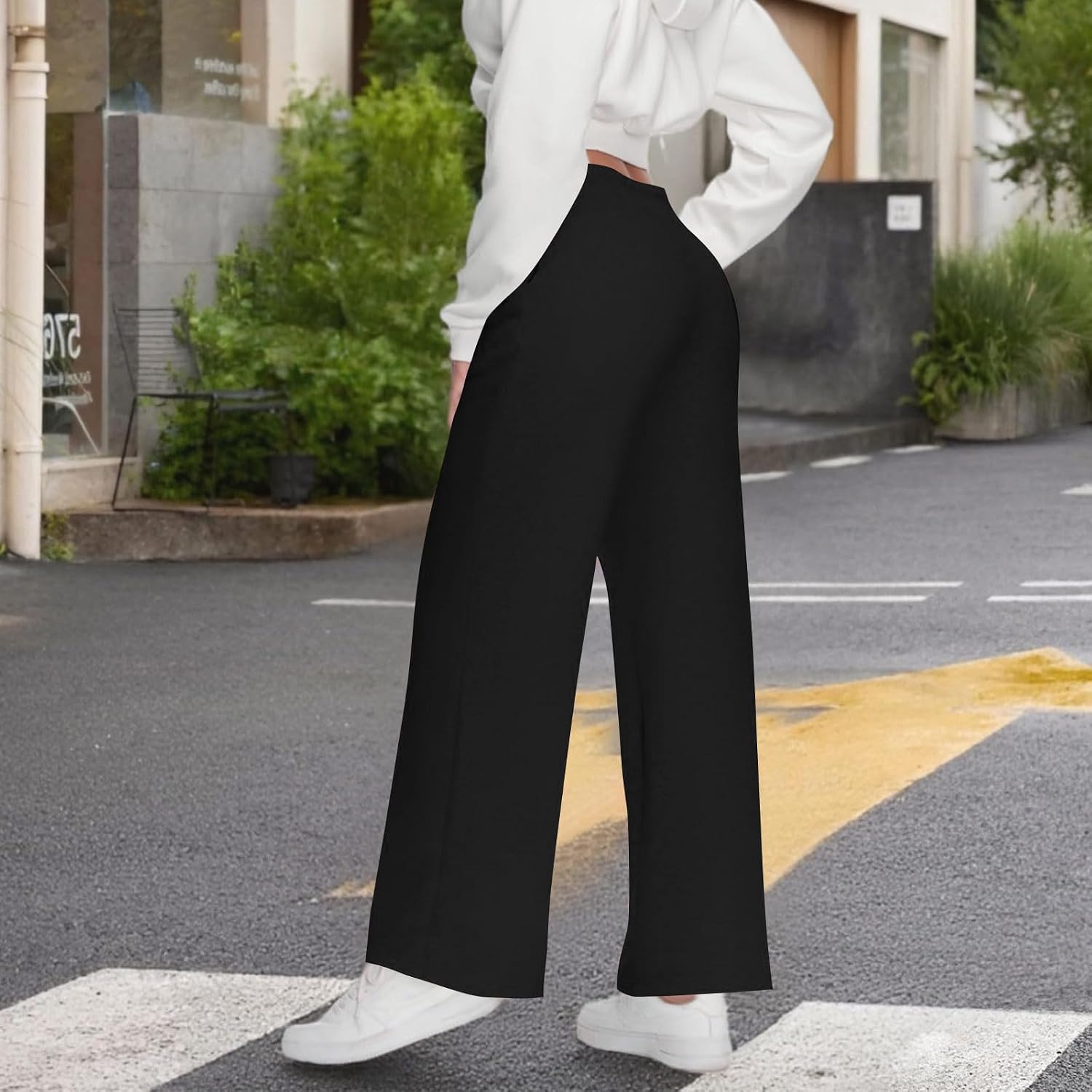 Womens Wide Leg Sweatpants Baggy Drawstring High Waisted Lounge Pants Fall Fashion Athletic Joggers with Pockets