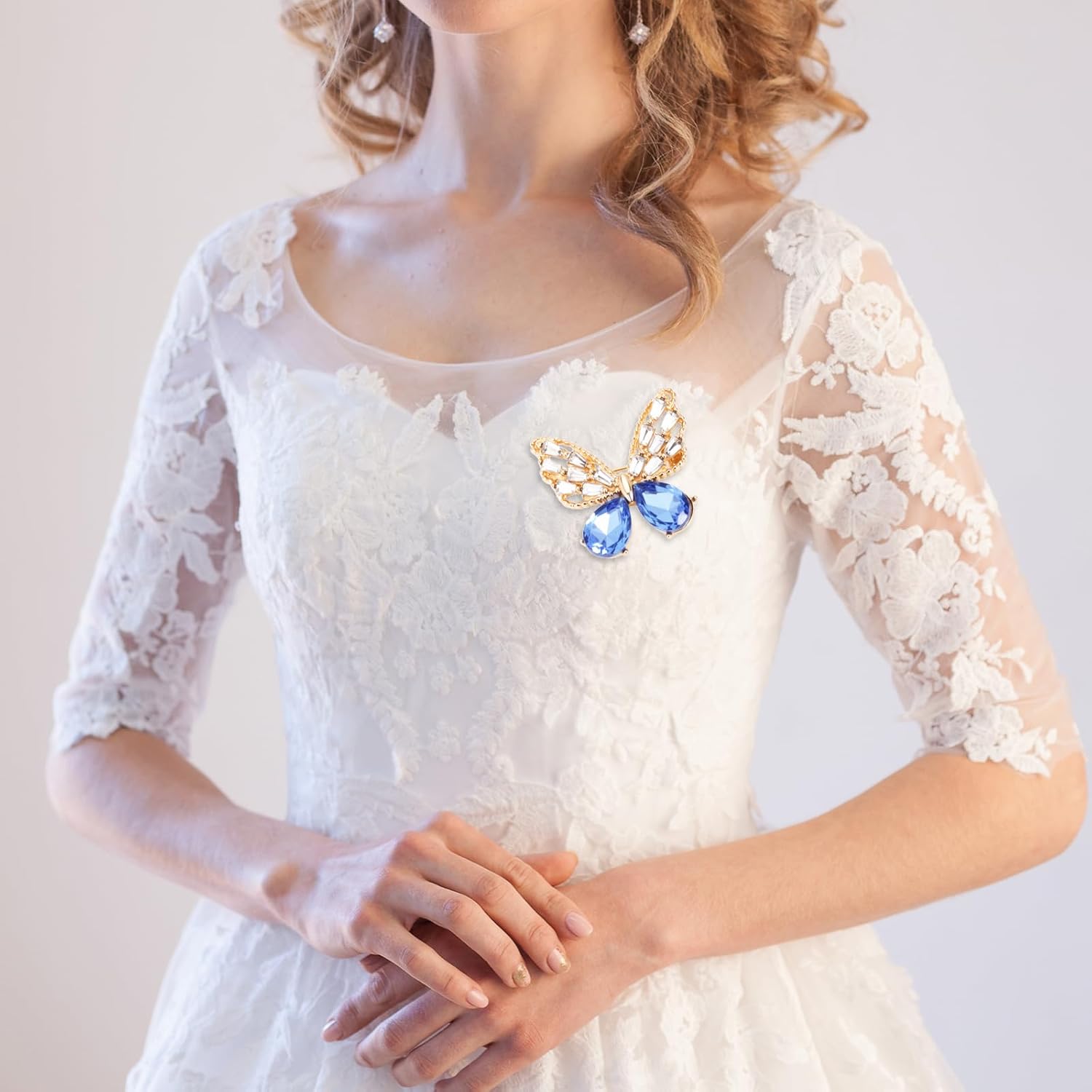 Butterfly Pins, 6 Pcs Butterfly Brooches for Women, Gold Brooches Simulated Rhinestone Pearl Brooch Pins for Wedding Bridal Dress Corsage Bouquet Coats Jackets Sweaters - Image 6