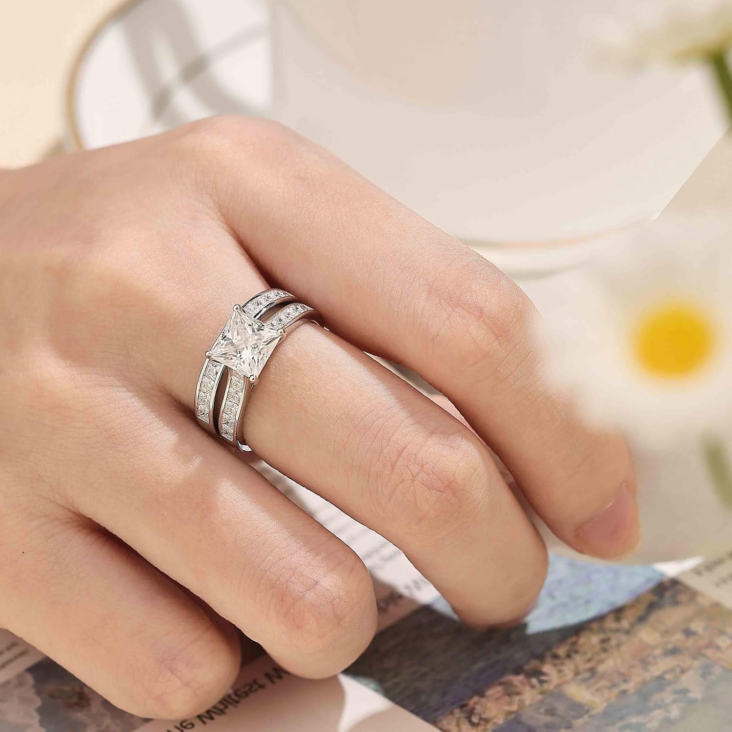 SHELOVES Moissanite Wedding Ring Set for Women VVS1 Princess Cut Engagement Rings Bridal Set 925 Sterling Silver Sz 5-10