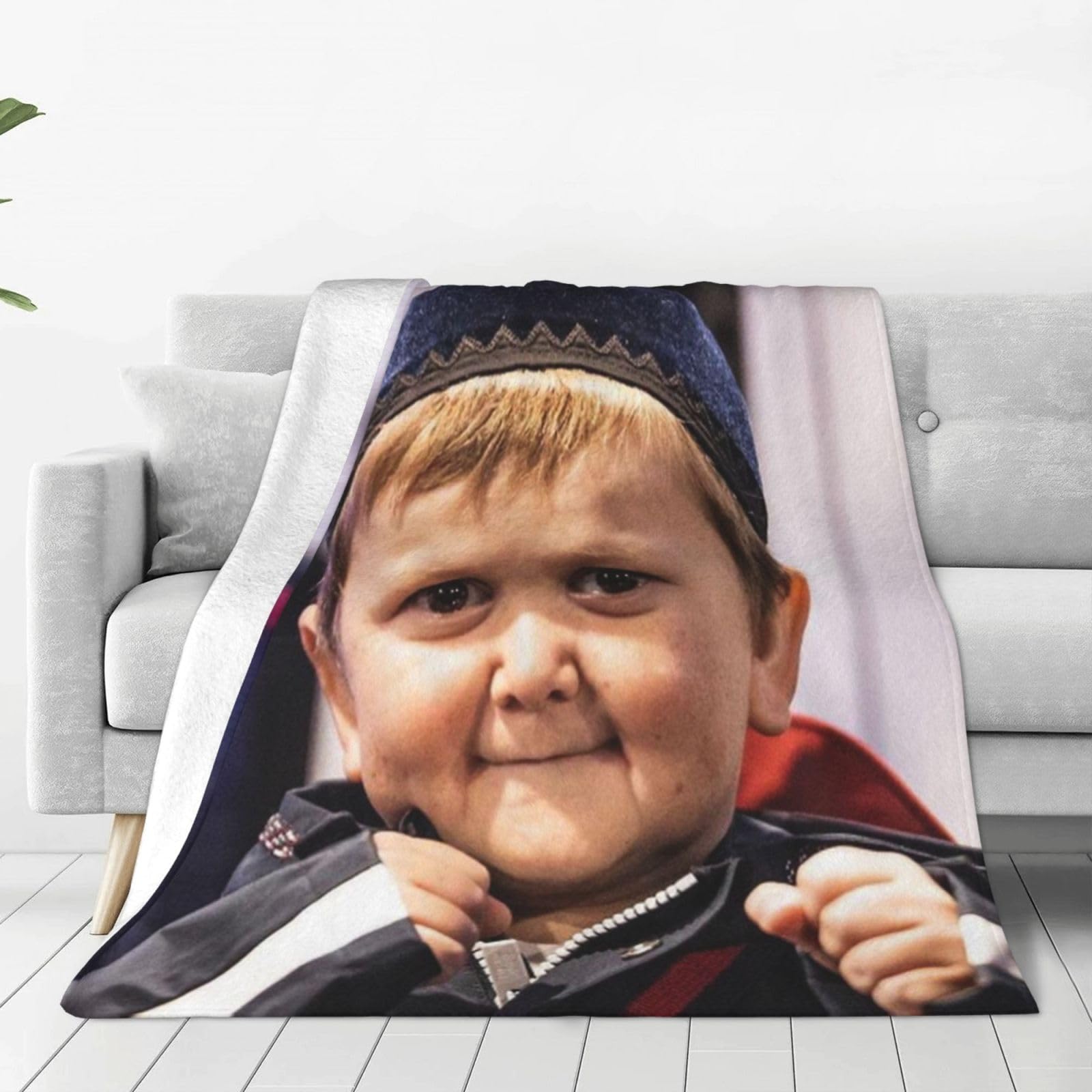 Amazon｜ハスブラ・マゴメドフ ブランケット 毛布 ひざ掛け 大判