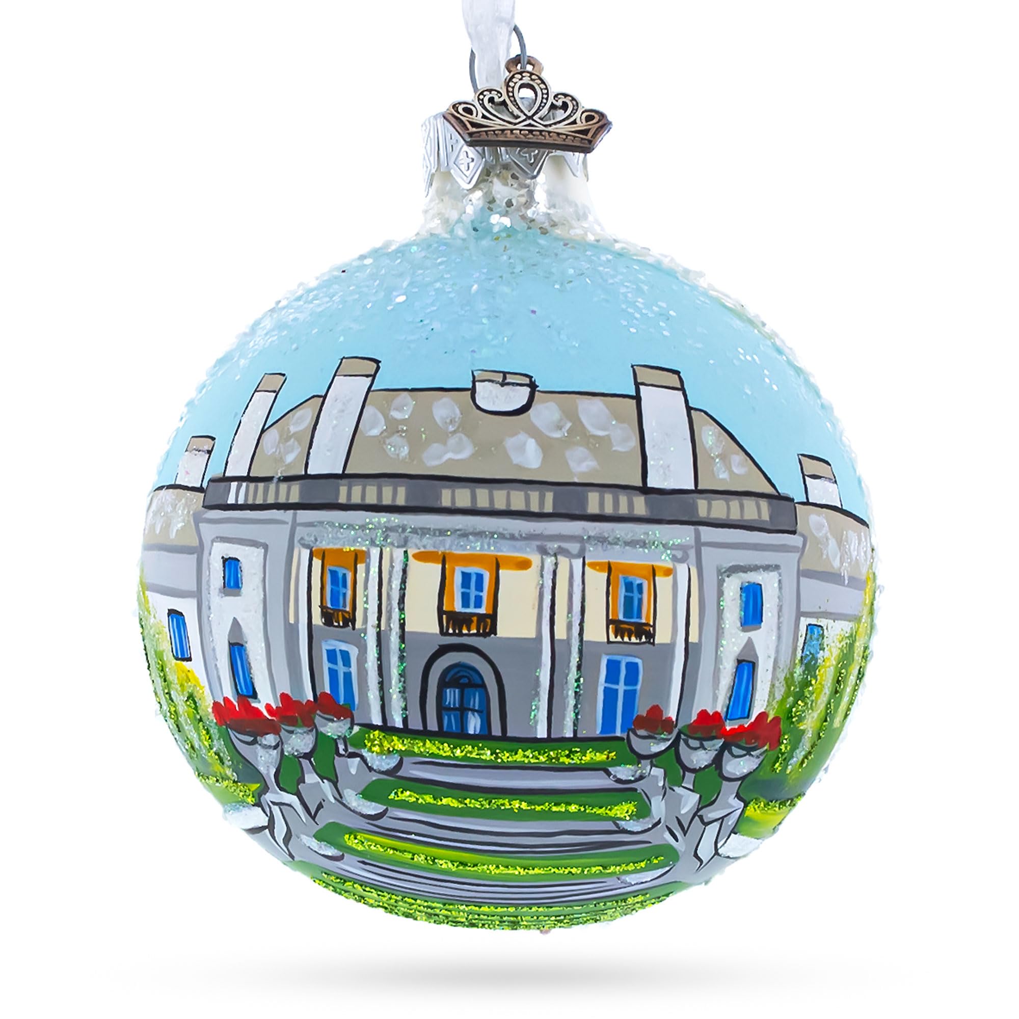 Boule en verre de Noël Nemours Estate Wilmington pour sublimer vos fêtes de fin d'année