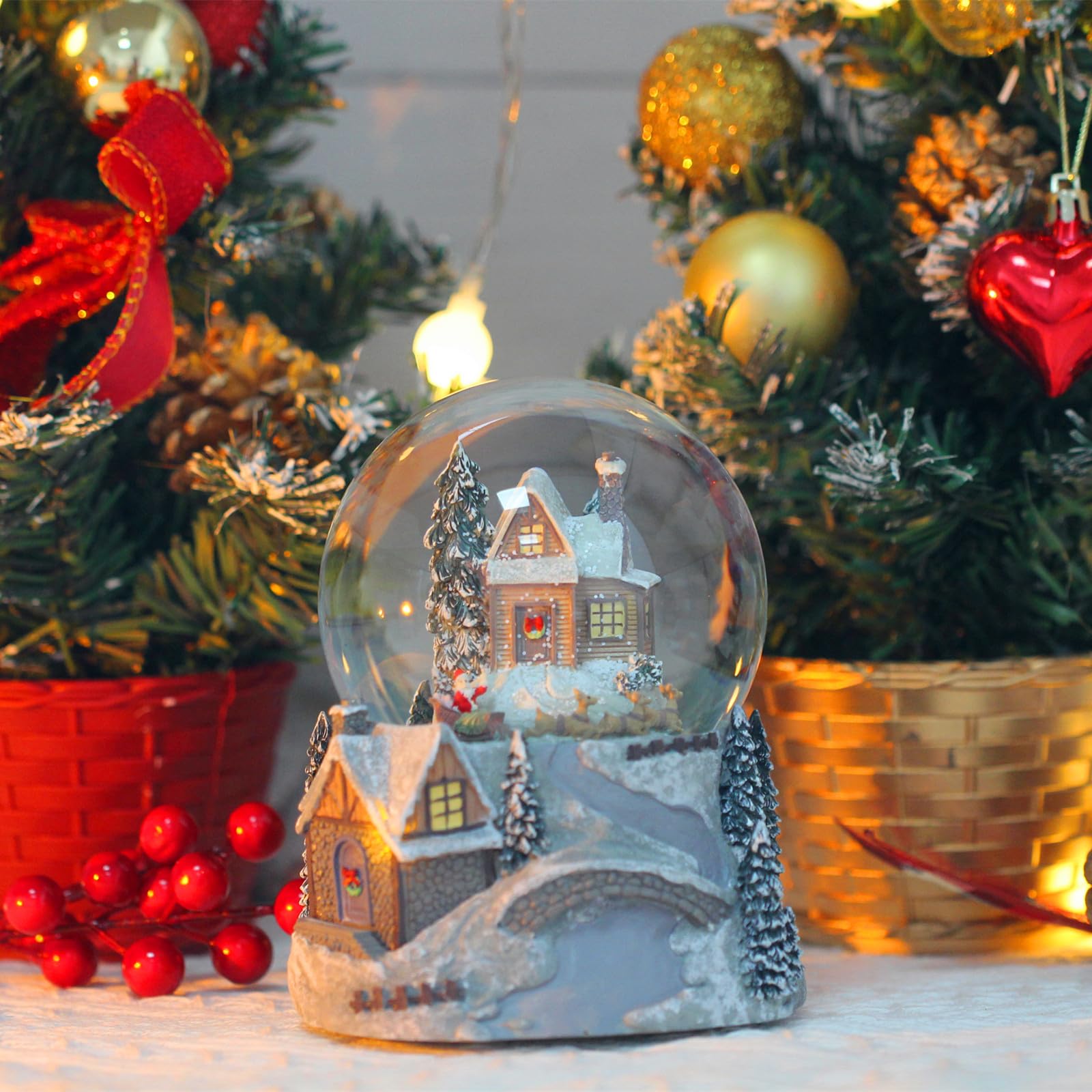 Amazon.com: Juniland Snowy Town and Automatic Revolving