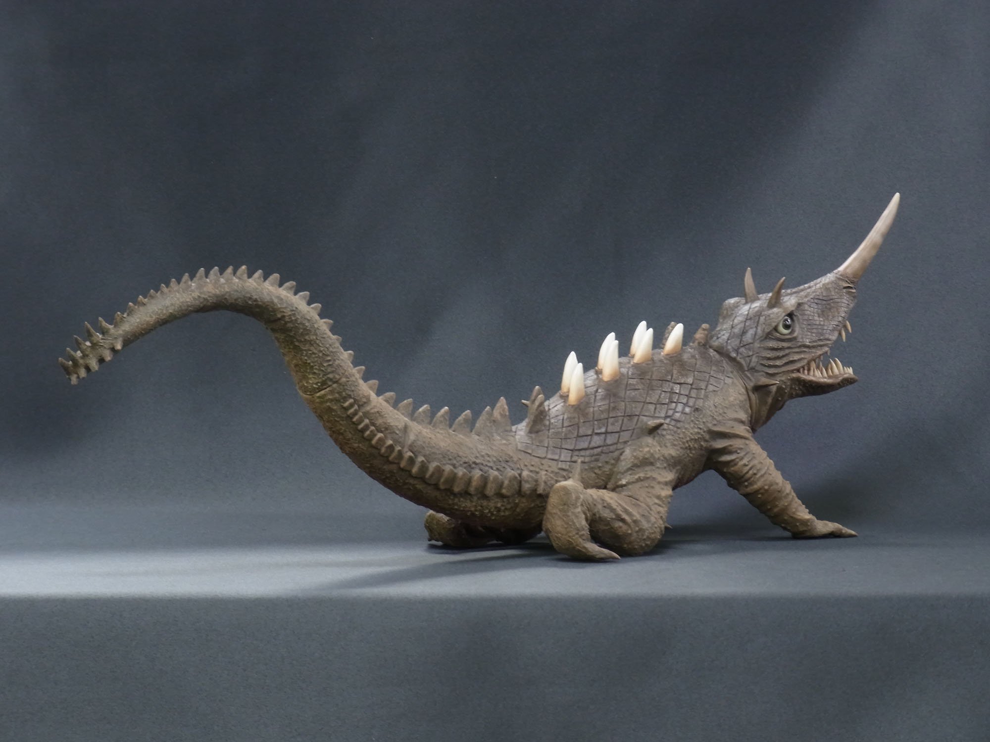 Amazon.co.jp: 大怪獣シリーズ 大映特撮編 バルゴン (PVC製塗装済み