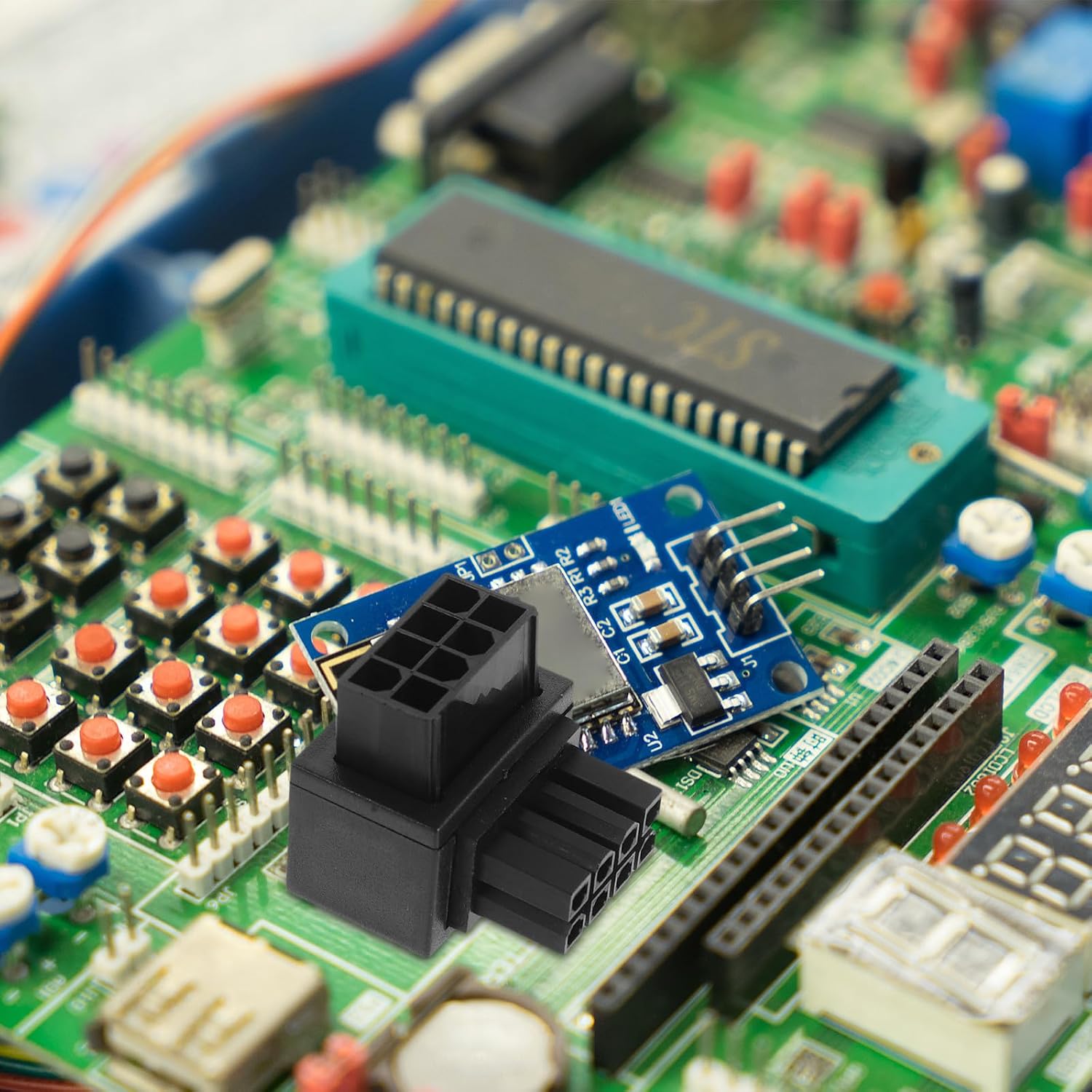 90Degree Angled 8Pin Power Adapter - Mainboard CPU Power Interface - Male-to-Female Connectors - Eight-Pin Supply Interface (Type A)