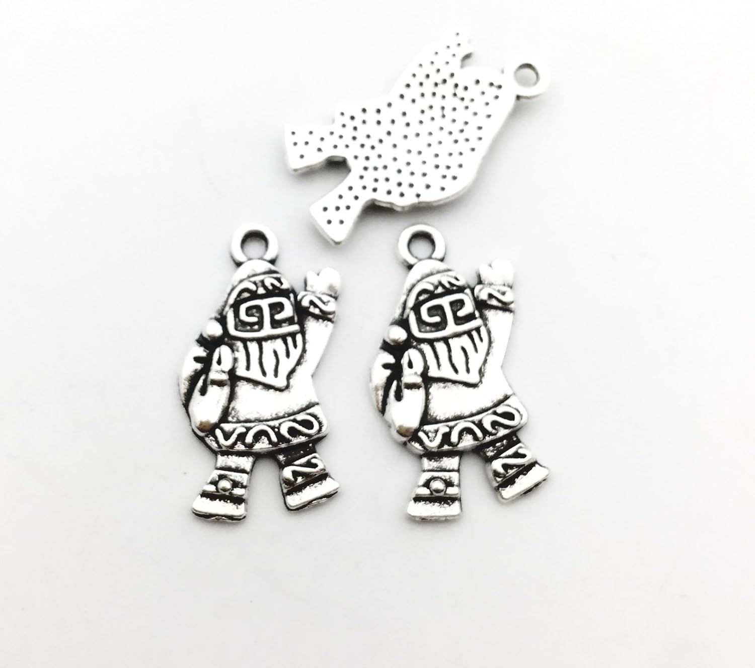 75 pcs Mixed Craft Supplies Christmas Tree Snowflakes Deer Bell Stocking Charms Pendants for Crafting Jewelry Findings Making Accessory For DIY Necklace Bracelet (M041) : Arts, Crafts & Sewing