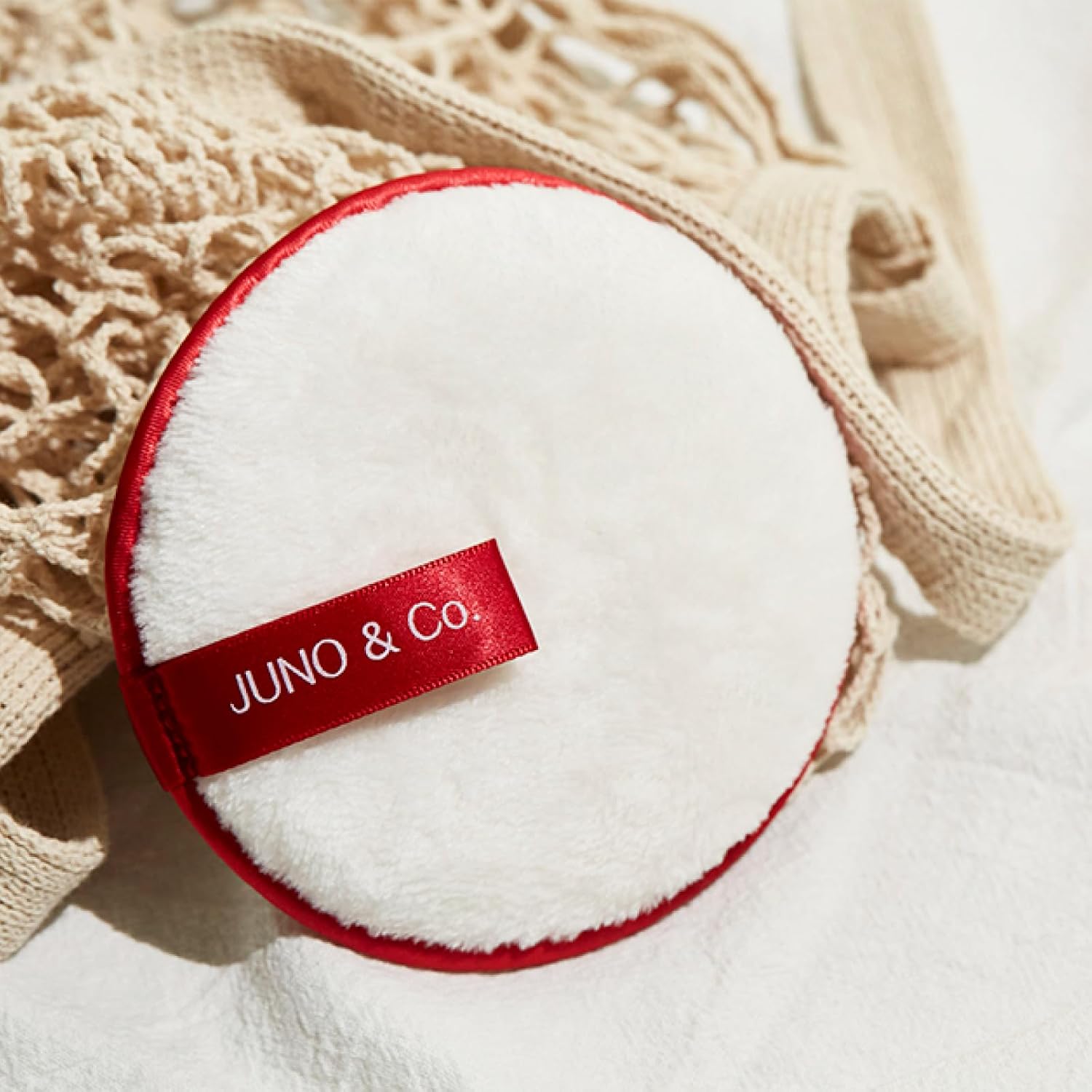 JUNO & Co. Reusable Makeup Remover Pad, Washable Face Cleansing Pad Red image 5