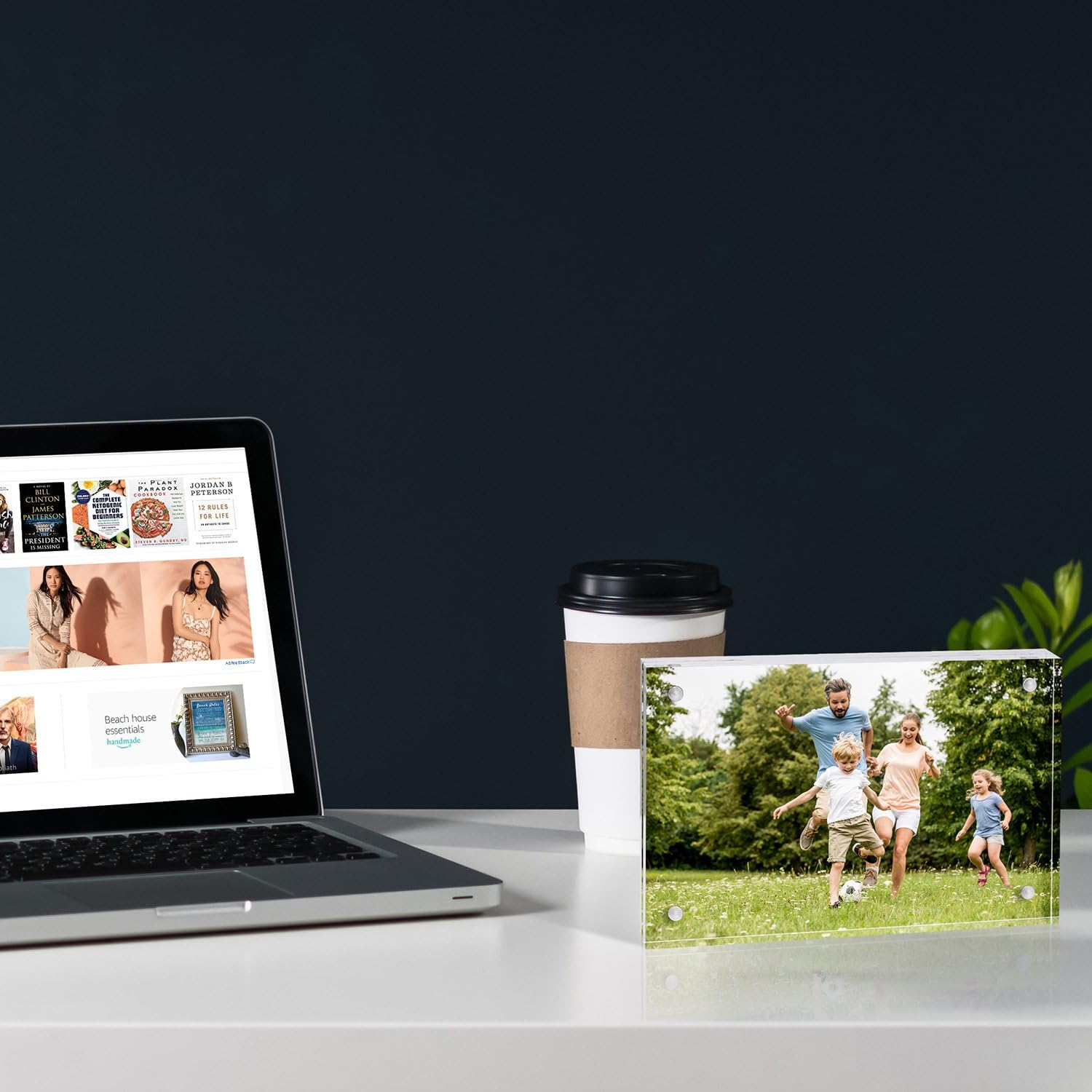 Meetu アクリル製写真フレーム 5x7 透明自立両面 厚さ20mm フレームレス マグネット式フォトフレーム デスクトップディス